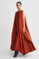 Contrast-Piped Asymmetric Maxi Dress-K264014072
