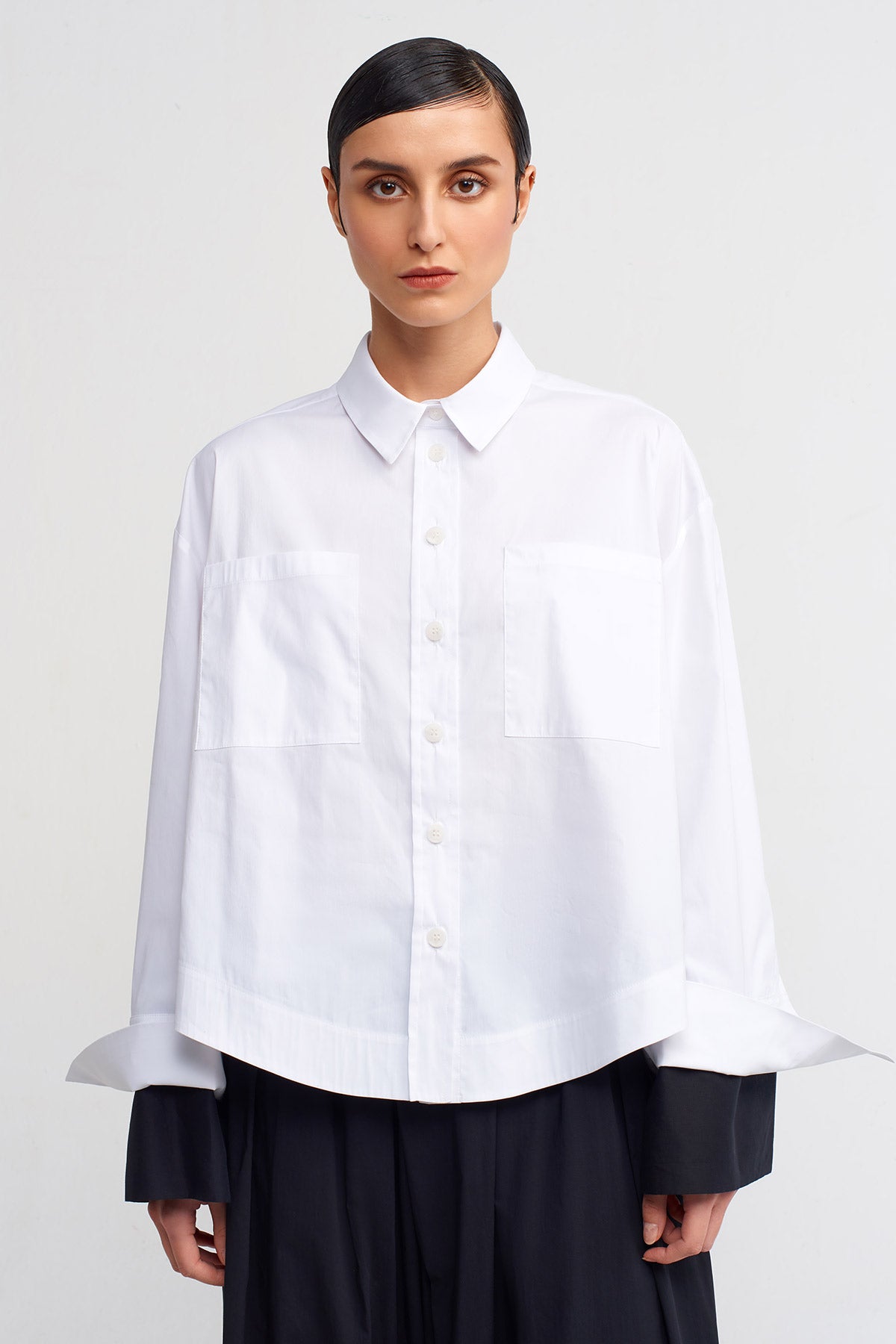 White / Black Oversized Shirt with Cuff in a Different Color-Y241011027