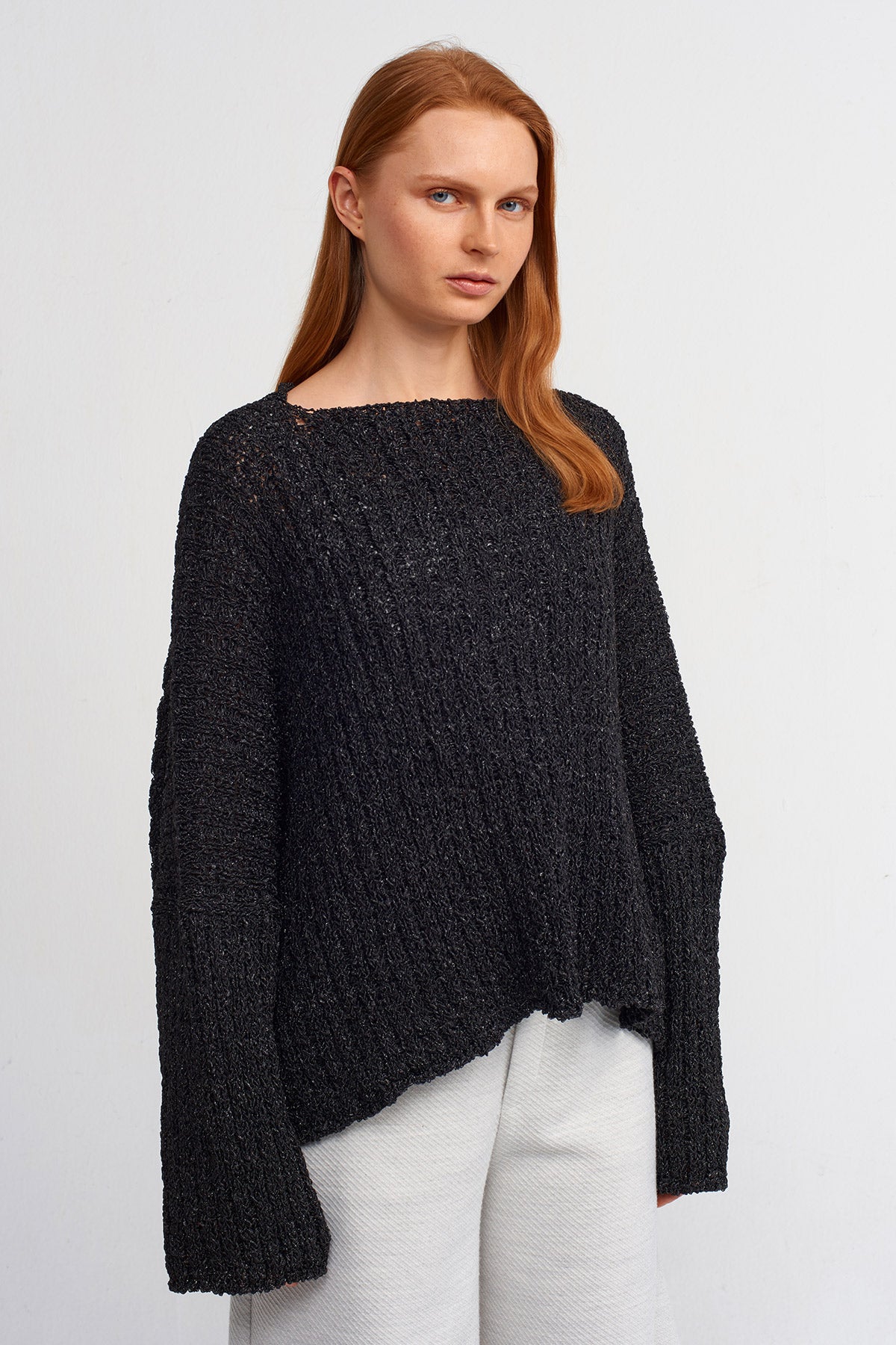 Black Boat Neck Knit Sweater-Y241011081