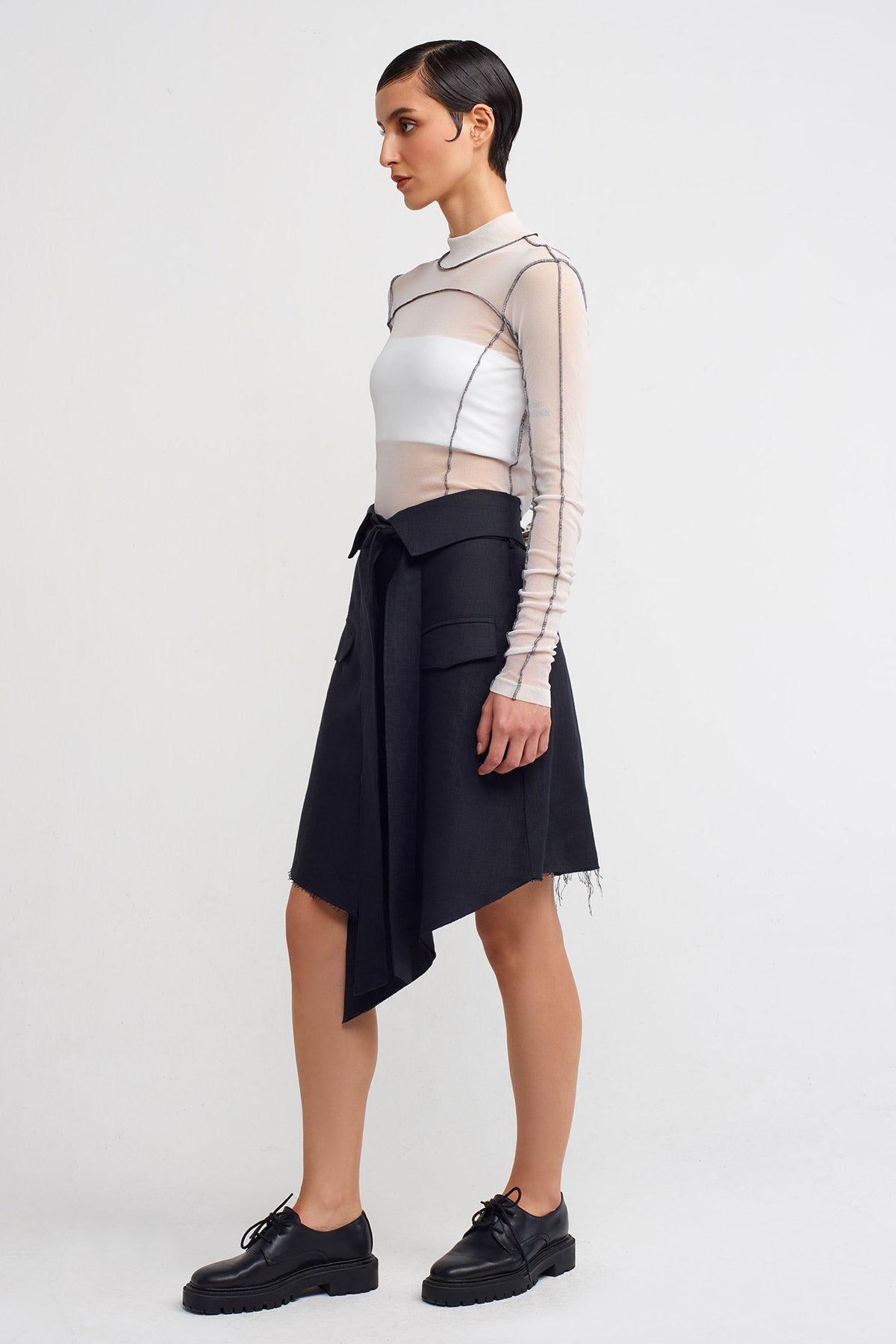 Black Front-Tie Asymmetric Linen Skirt-Y242012002