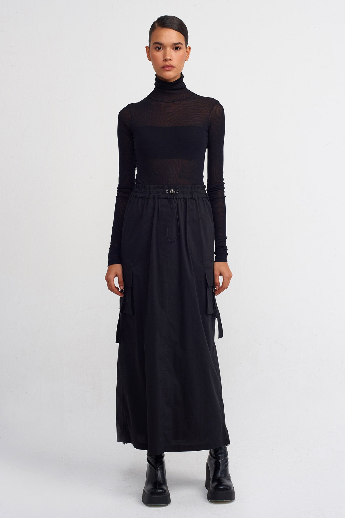 Black Long Poplin Cargo Skirt-Y242012006