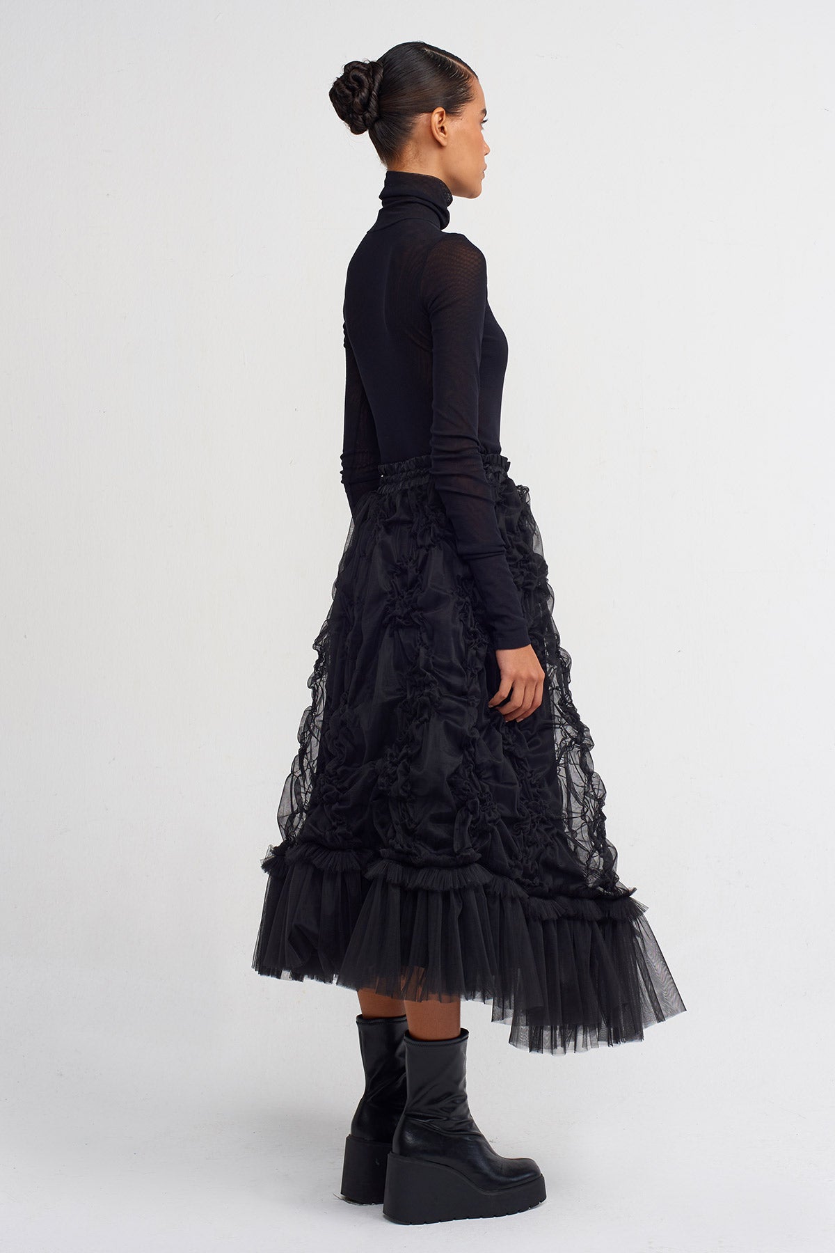 Black Midi Skirt with Mesh Embroidery Detail-Y242012007