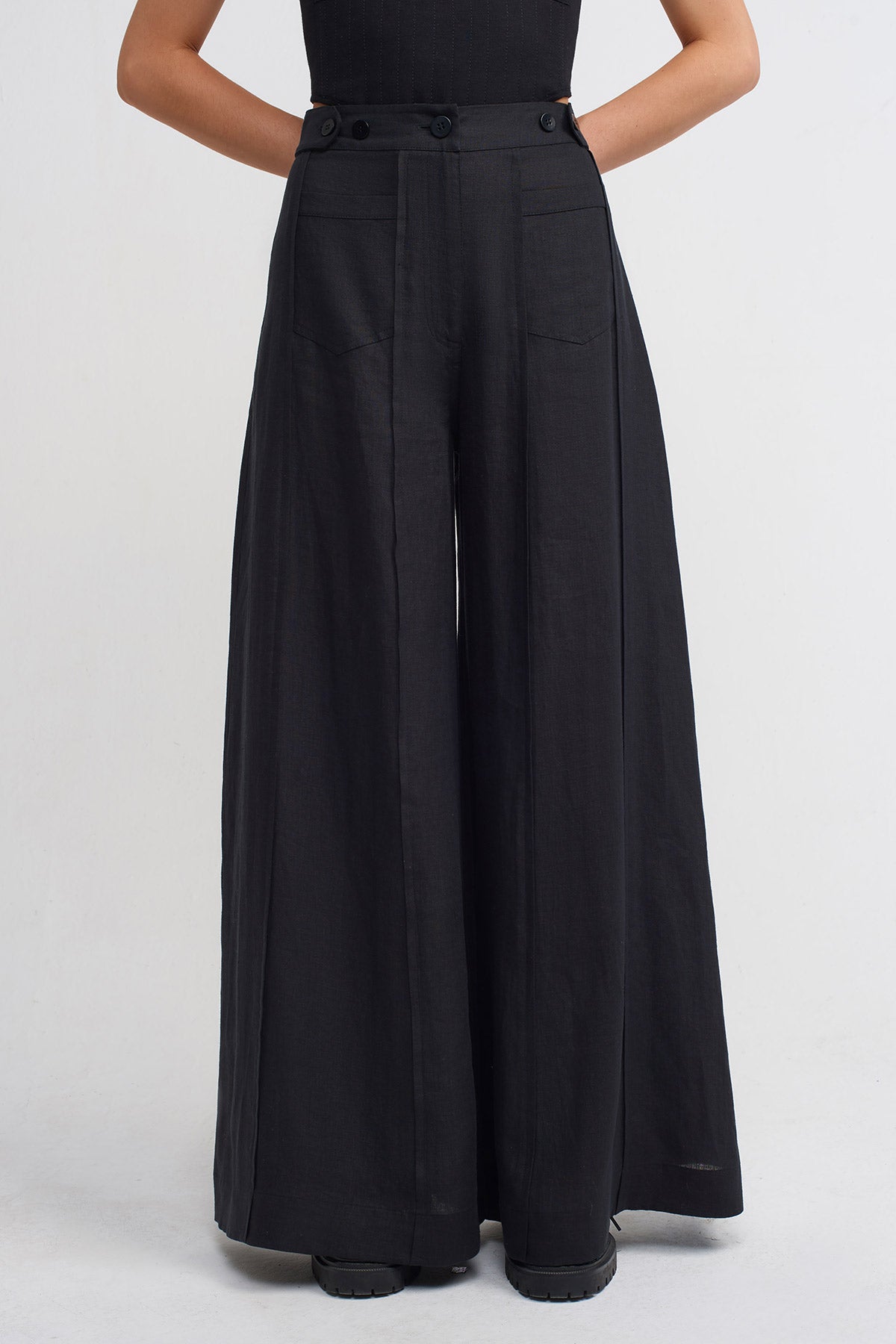 Black Wide-Leg Linen Pants-Y243013006