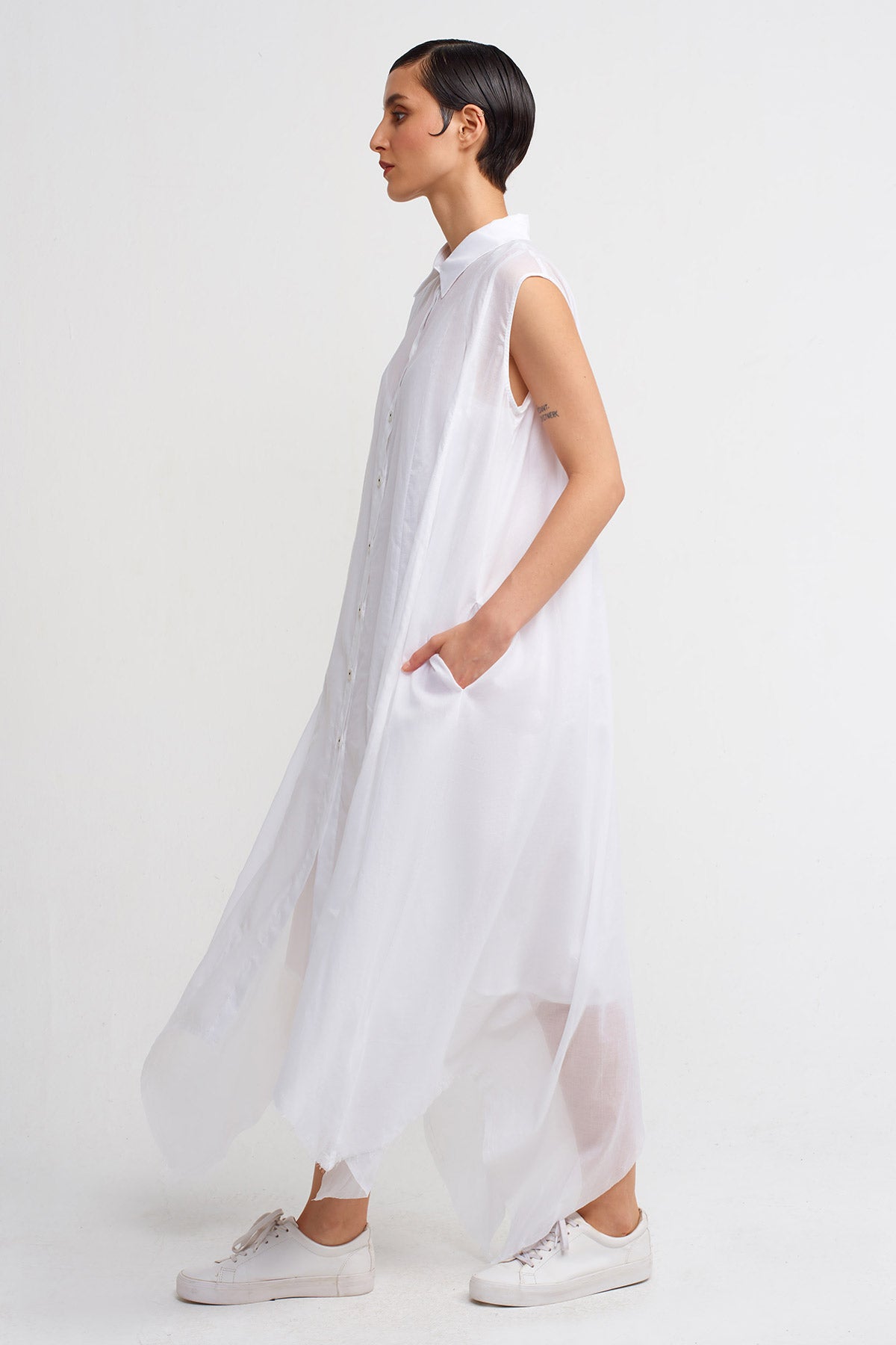 Off White Asymmetric Long Shirt Dress-Y244014032