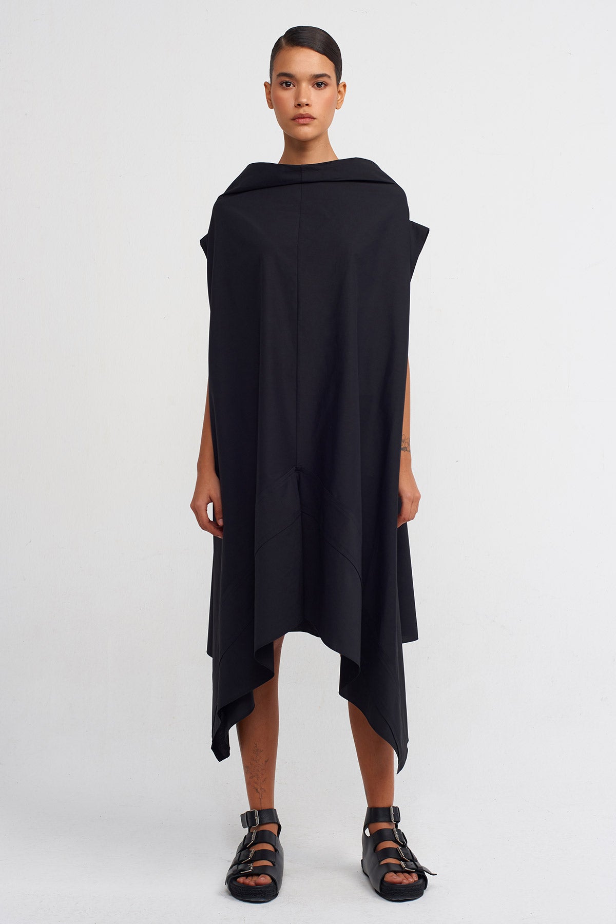 Black Asymmetric Cut Poplin Dress-Y244014063