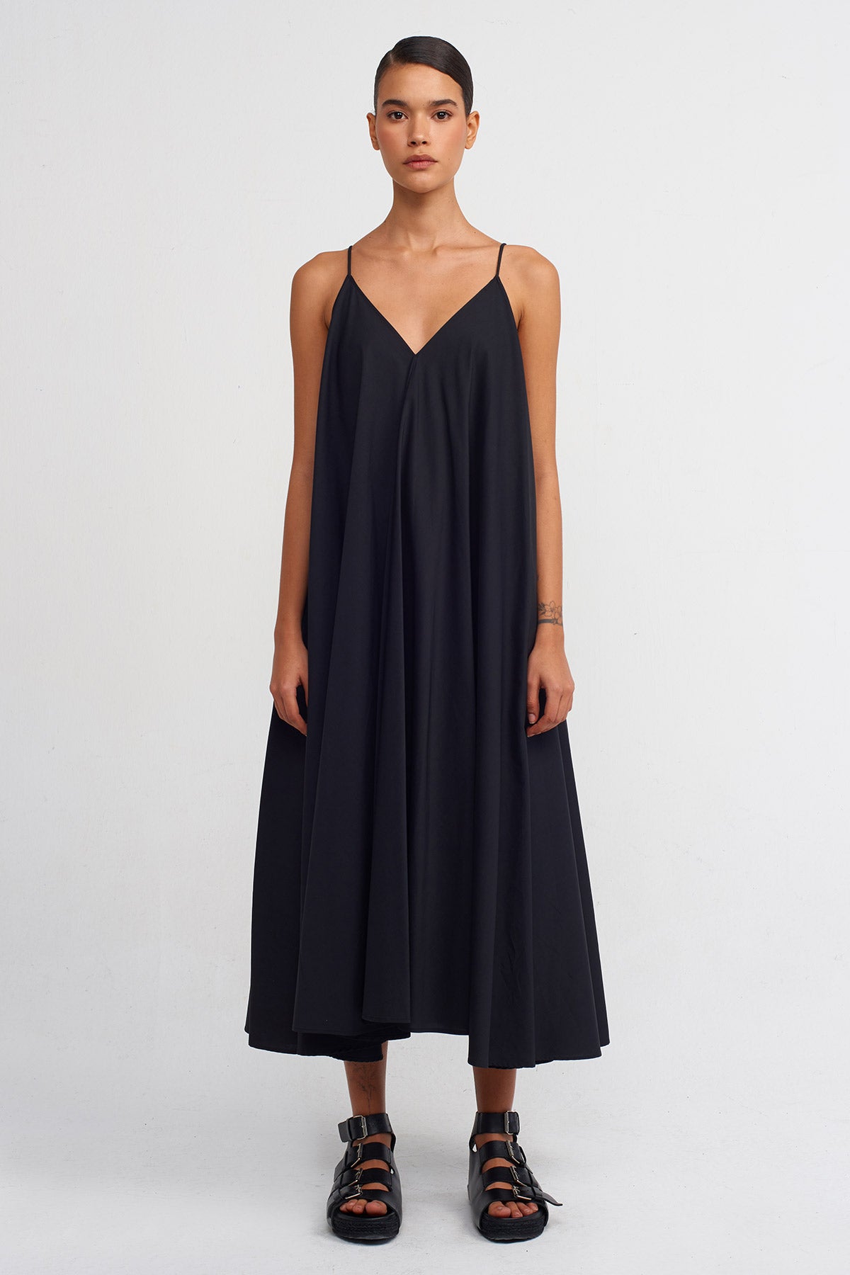 Black Strappy Poplin Dress-Y244014064