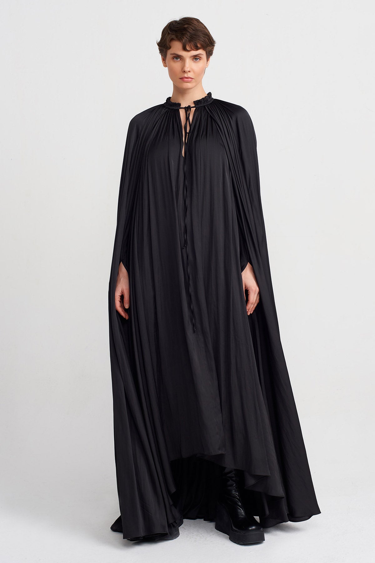 Black Cape Detail Long Elegant Dress-Y244014130