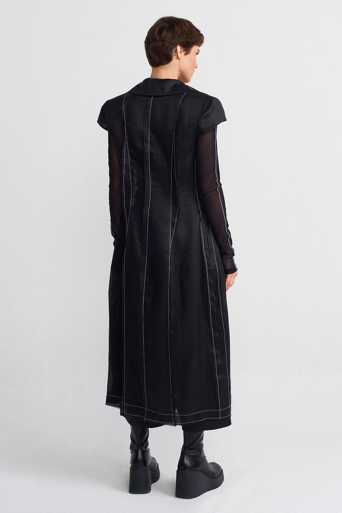 Black Padded Short-Sleeve Long Jacket-Y245015028