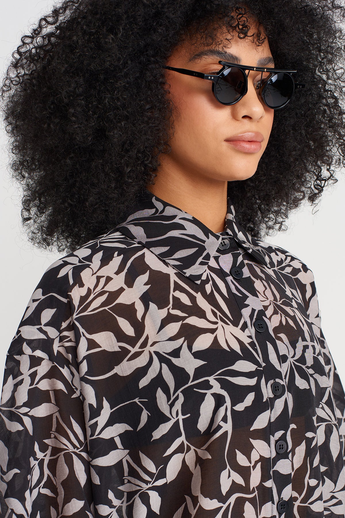 Black/Milk Floral Voile Shirt-Y251011141