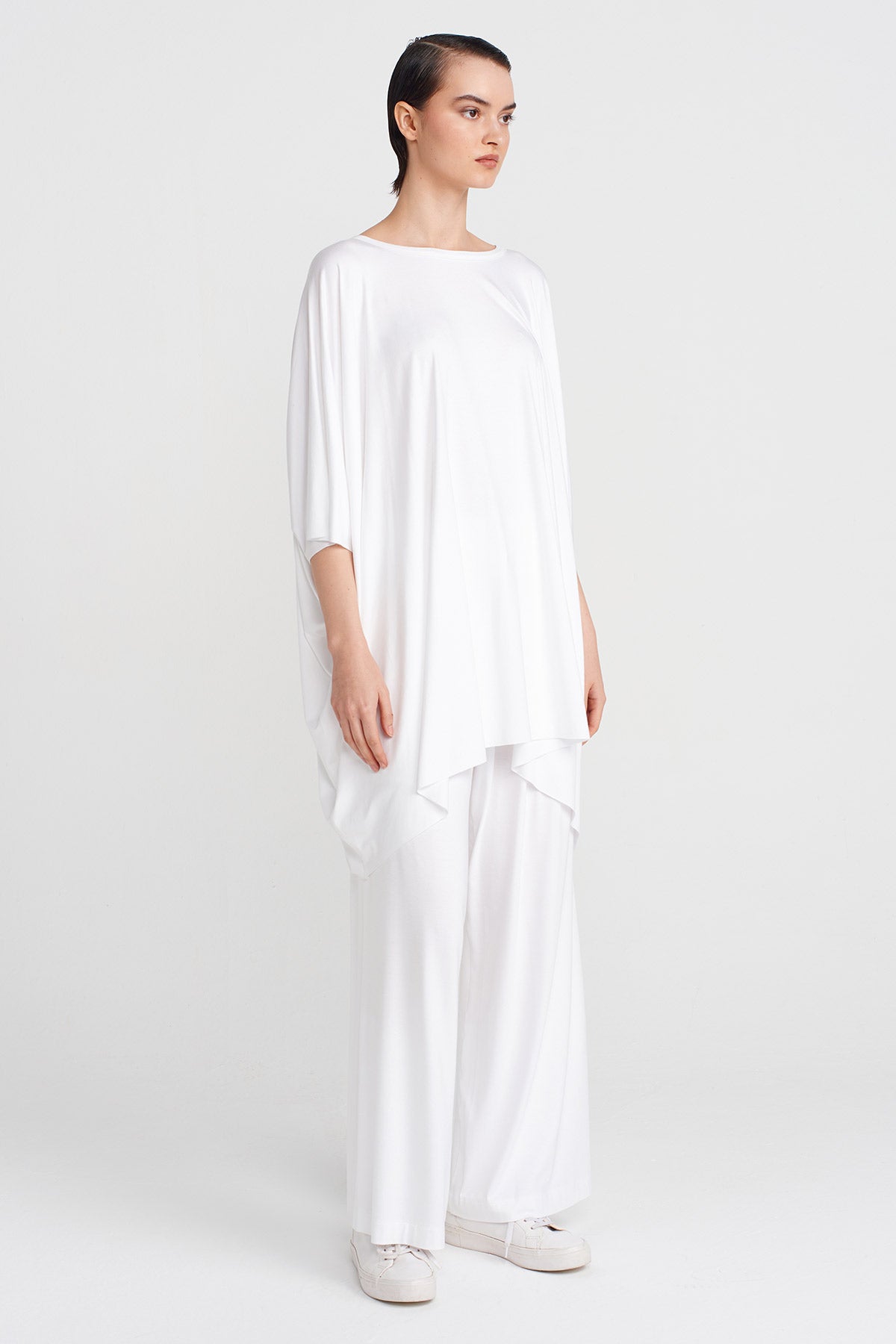 Off White Wide Neck T-Shirt-Y251011148