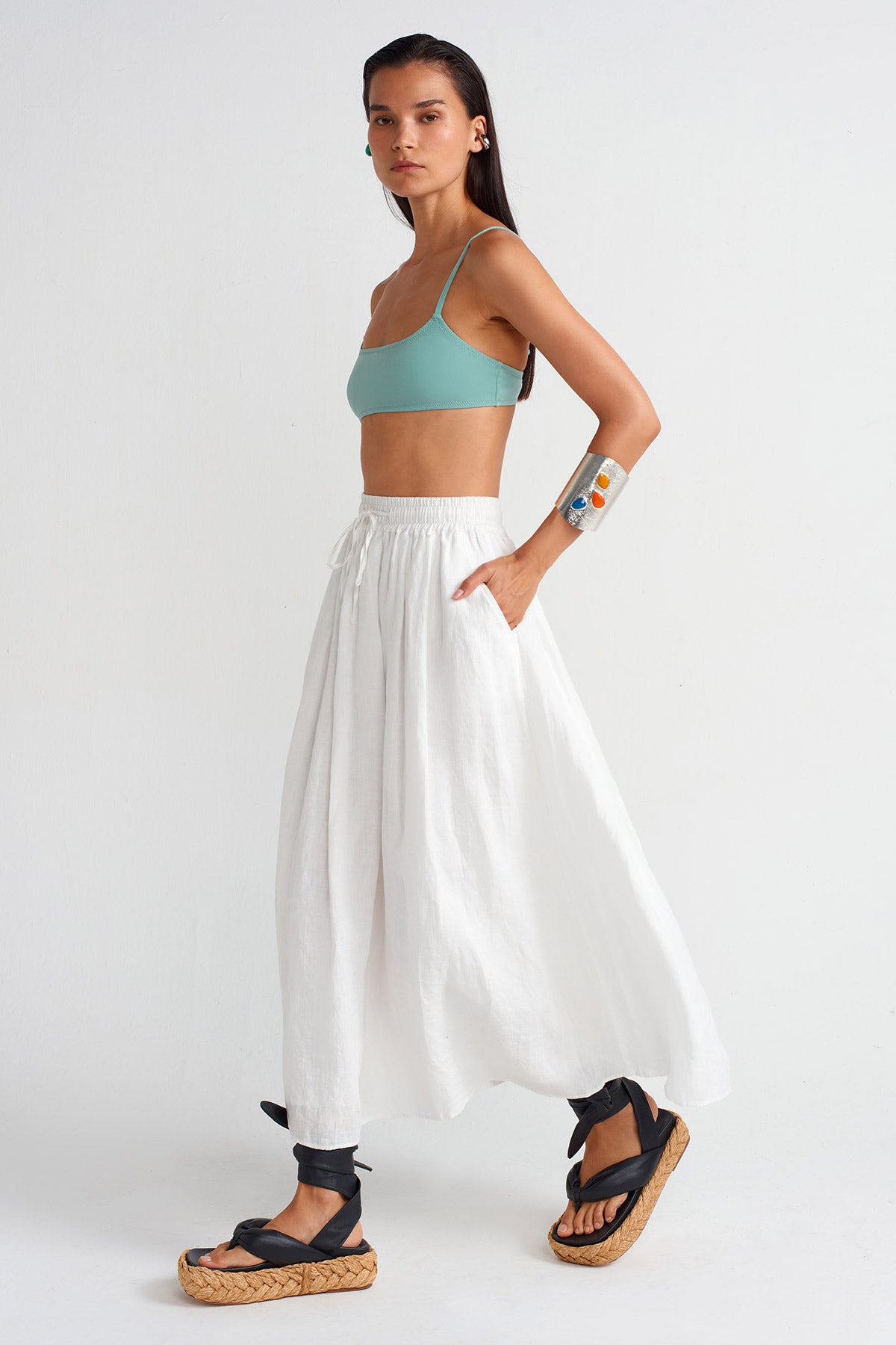 Off White Pocketed Linen Skirt-Y252012010