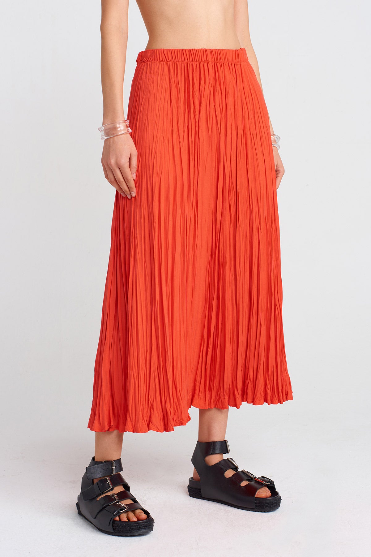 Scarlet Crinkle Effect Skirt-Y252012018