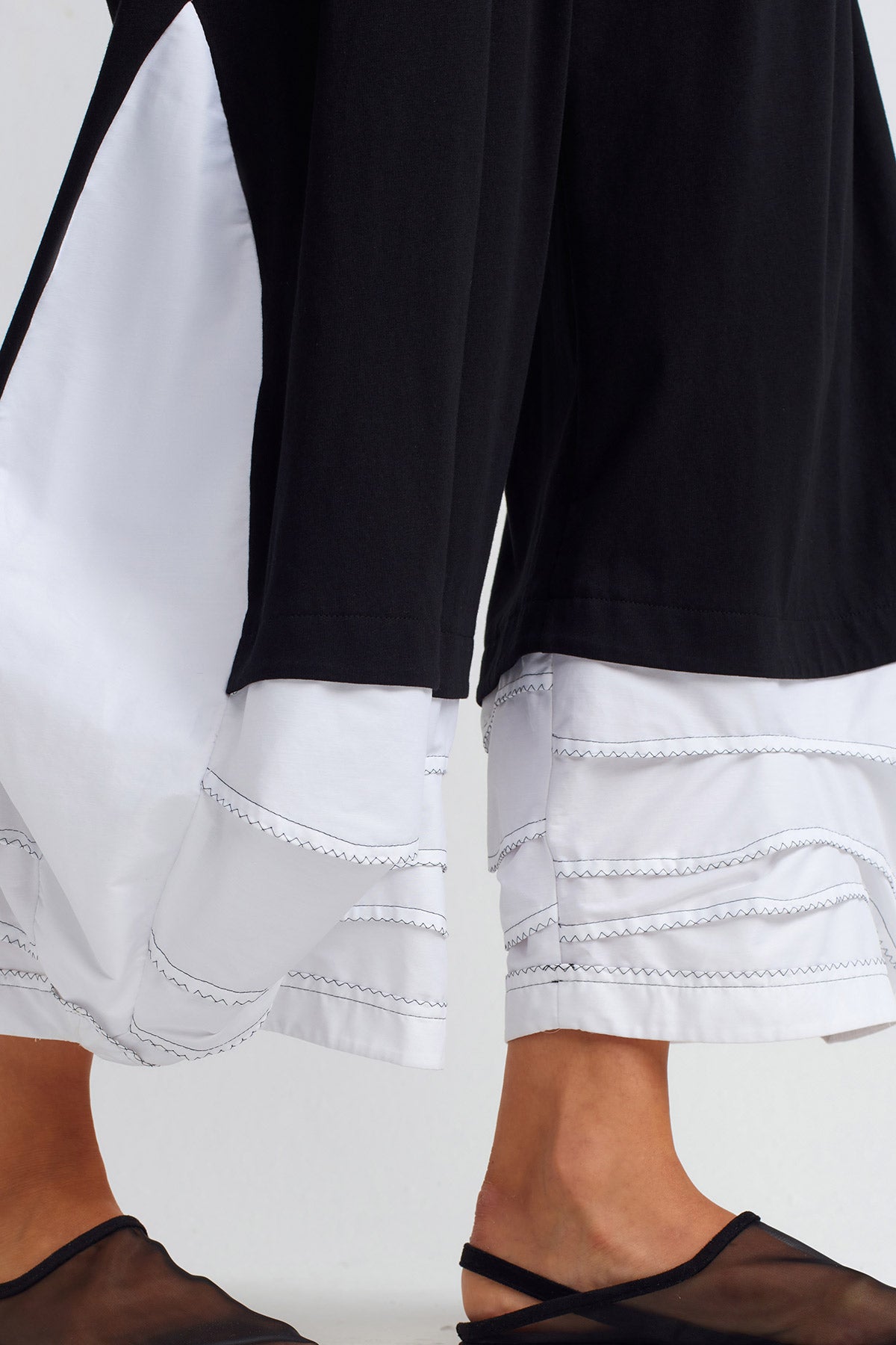 Black / White Double-Fabric Cotton Trousers-Y253013004