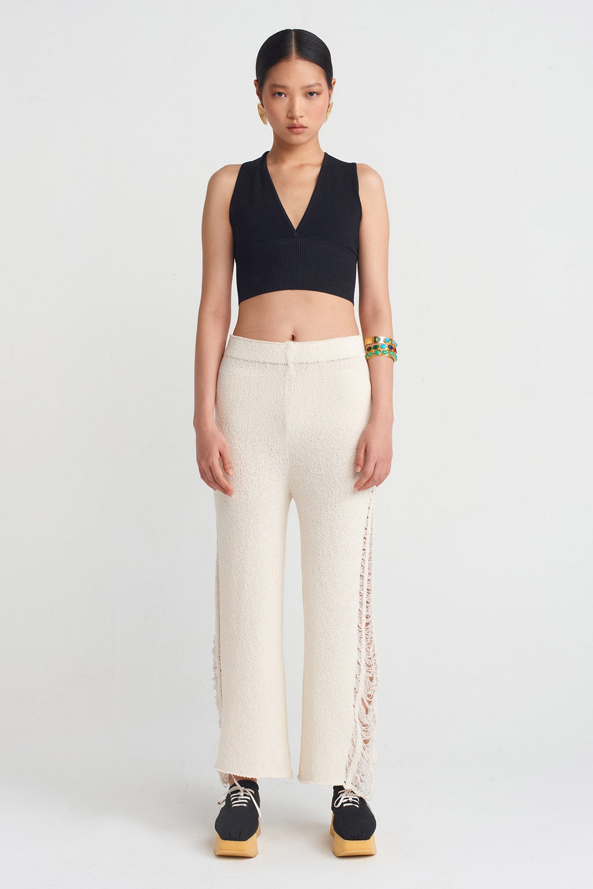 Nature Distressed Knit Pants-Y253013014