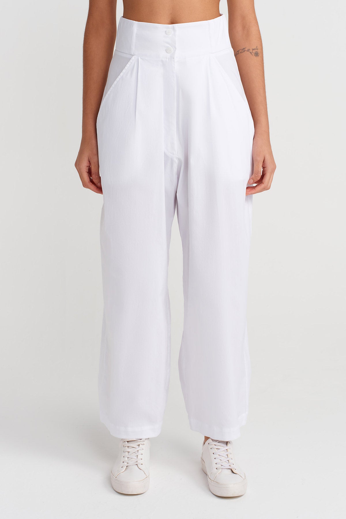 Off White High-Waisted Poplin Trousers-Y253013082