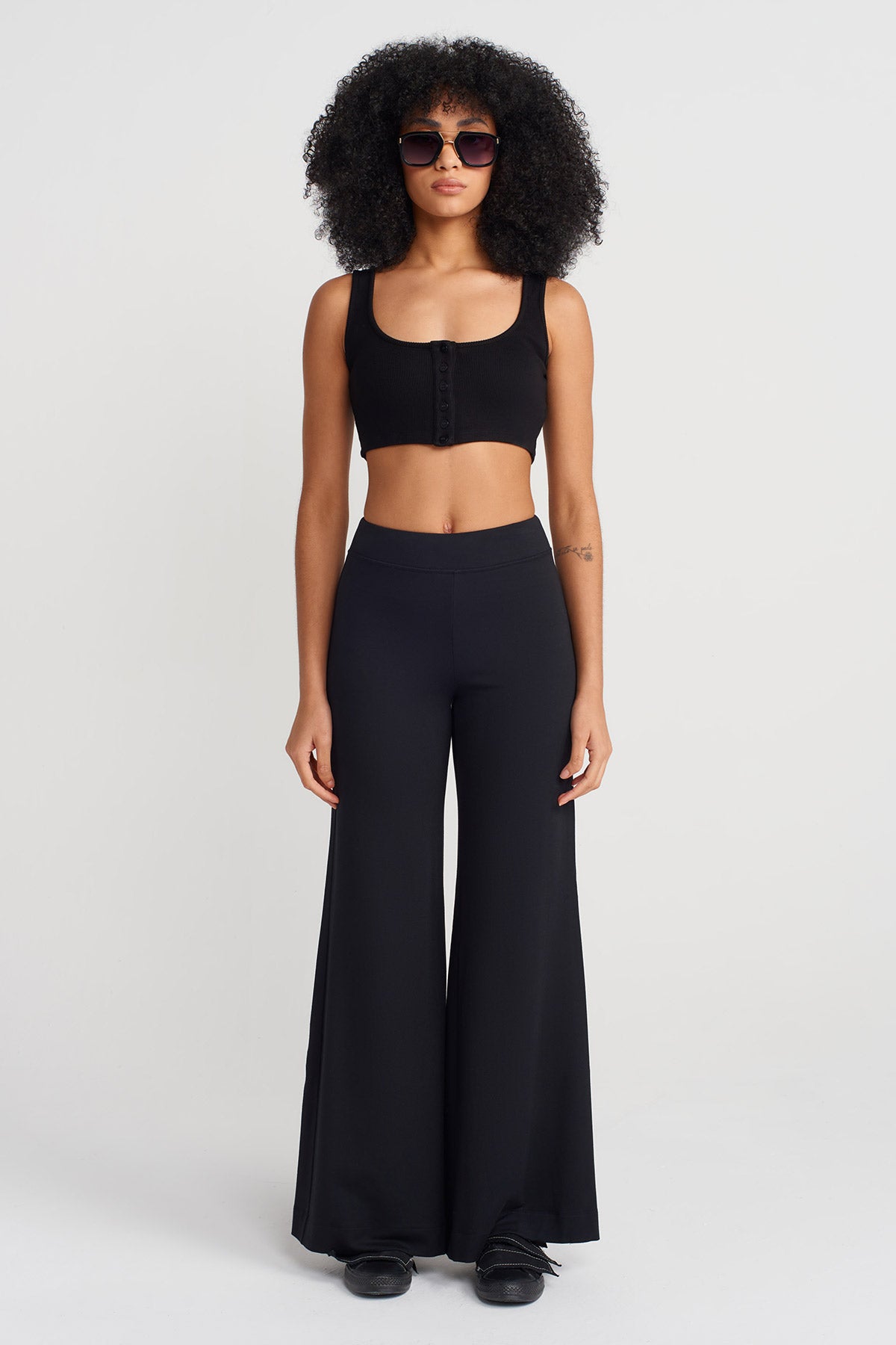 Black Wide-Leg Palazzo Trousers-Y253013090