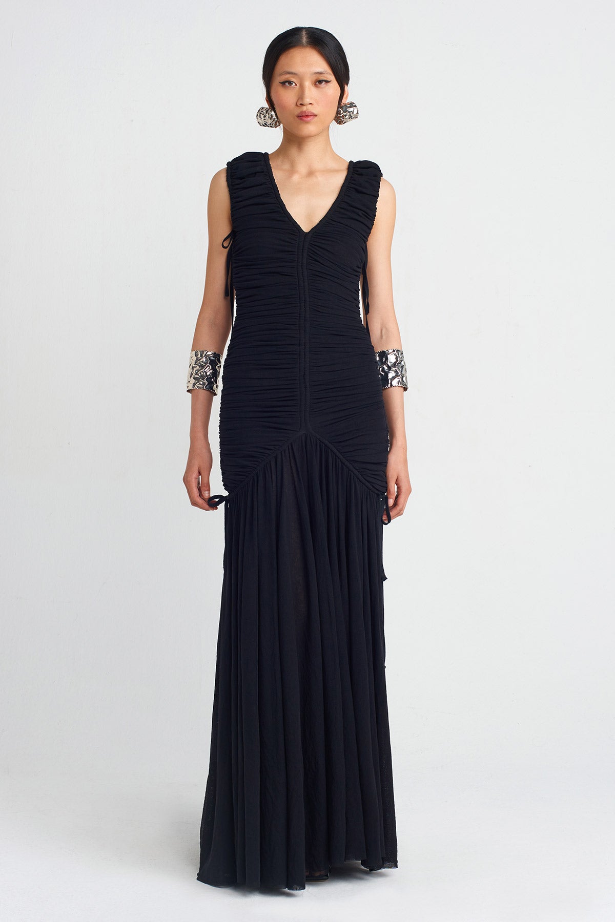 Black Ruched Detail Long Dress-Y254014002