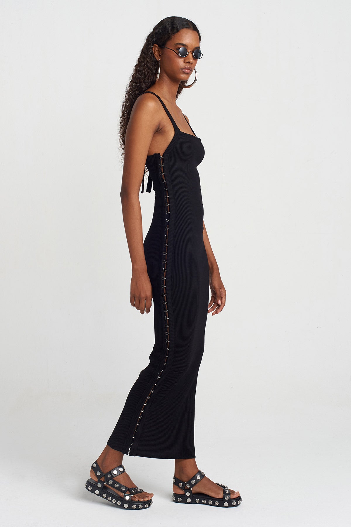 Black Side Hook Detail Ribbed Dress-Y254014048