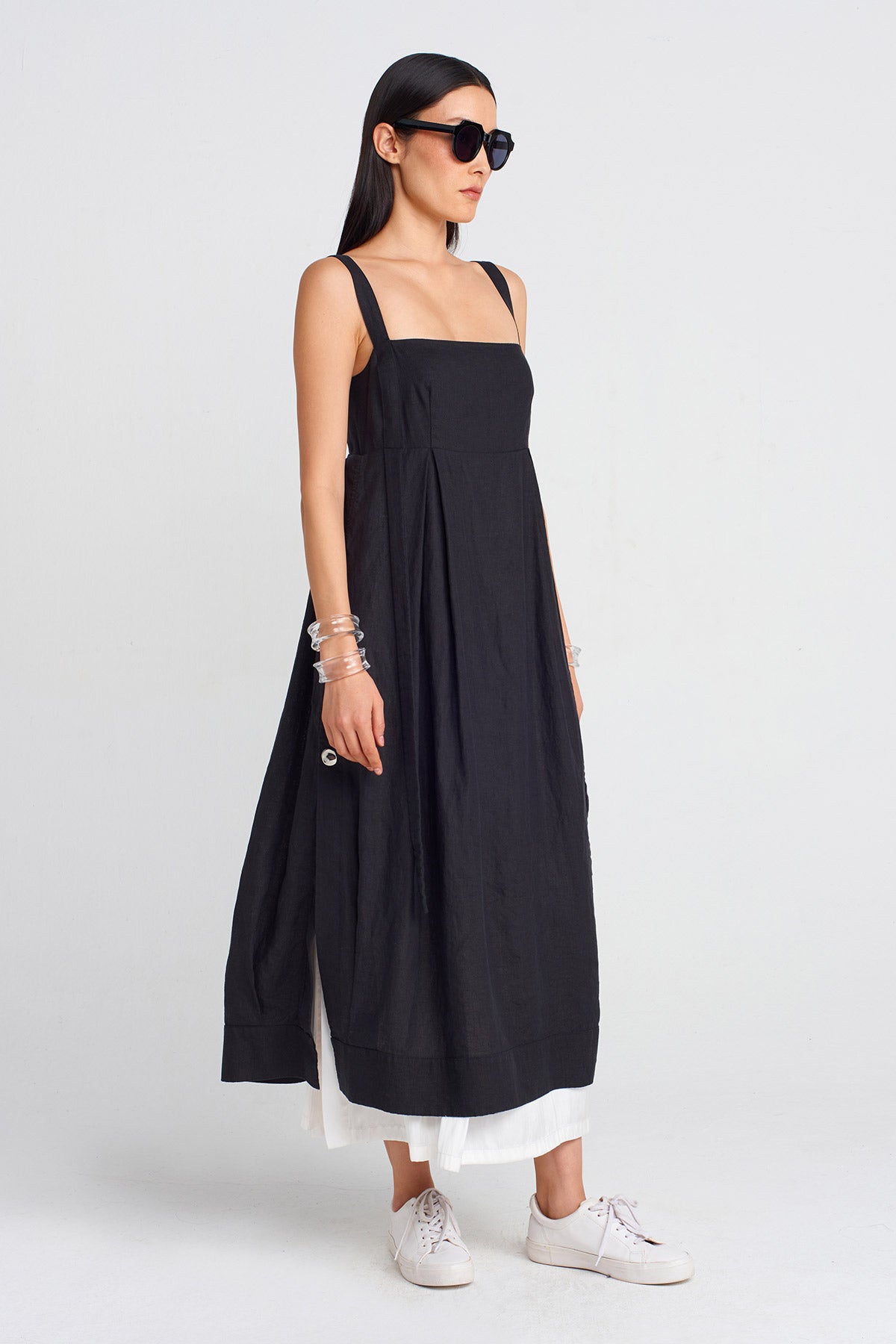 Black / White Strappy Linen and Satin Combination Dress-Y254014089