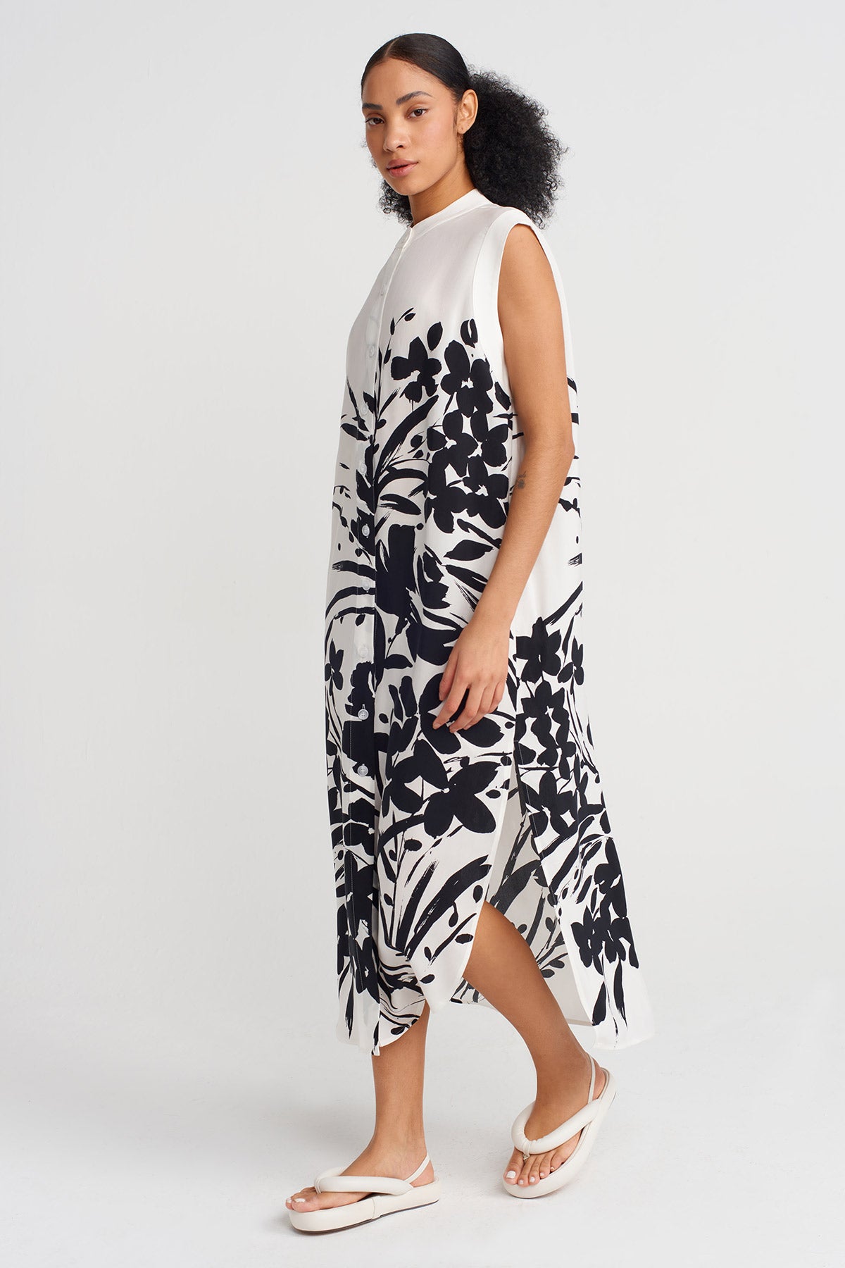 Off White/Black Patterned Sleeveless Dress-Y254014170
