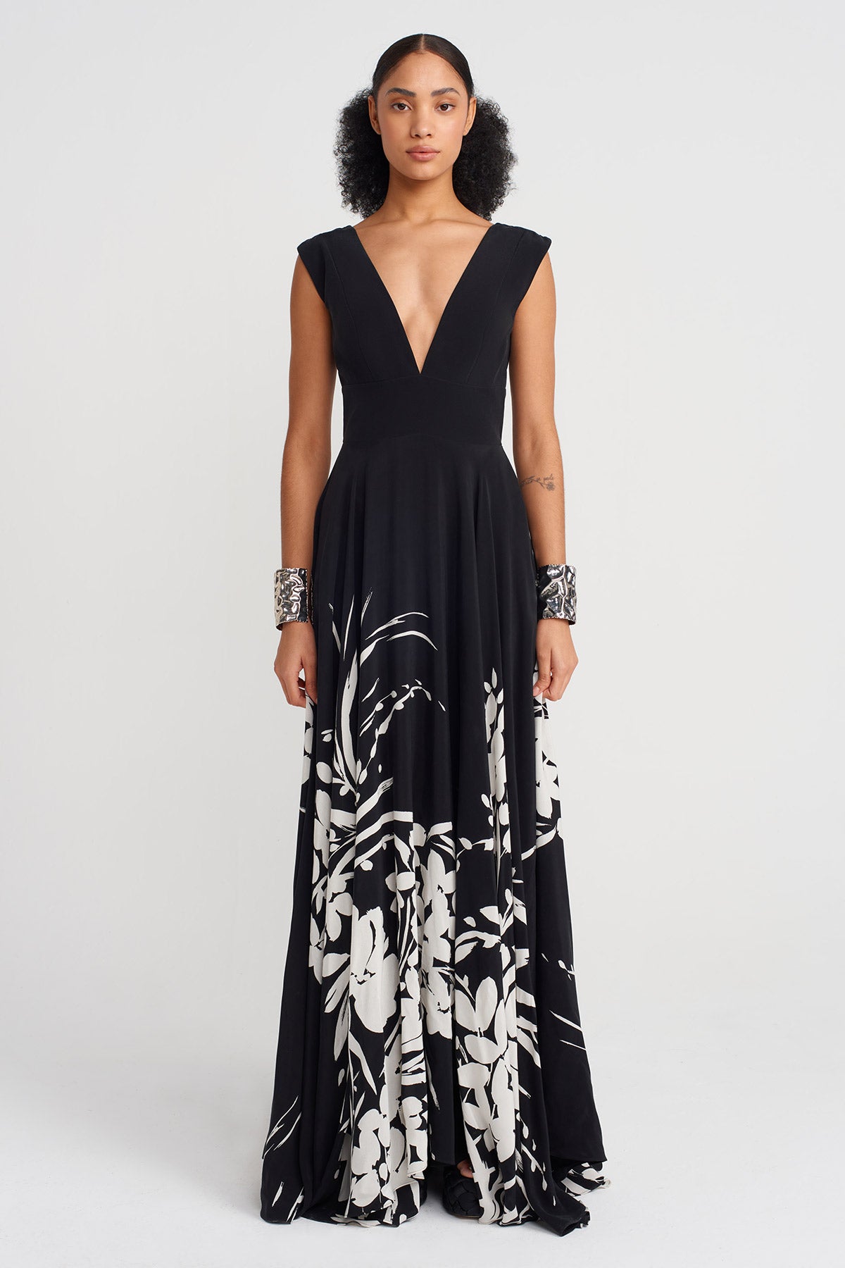 Black/ Off Whıte Patterned, V-neck Elegant Dress-Y254014184