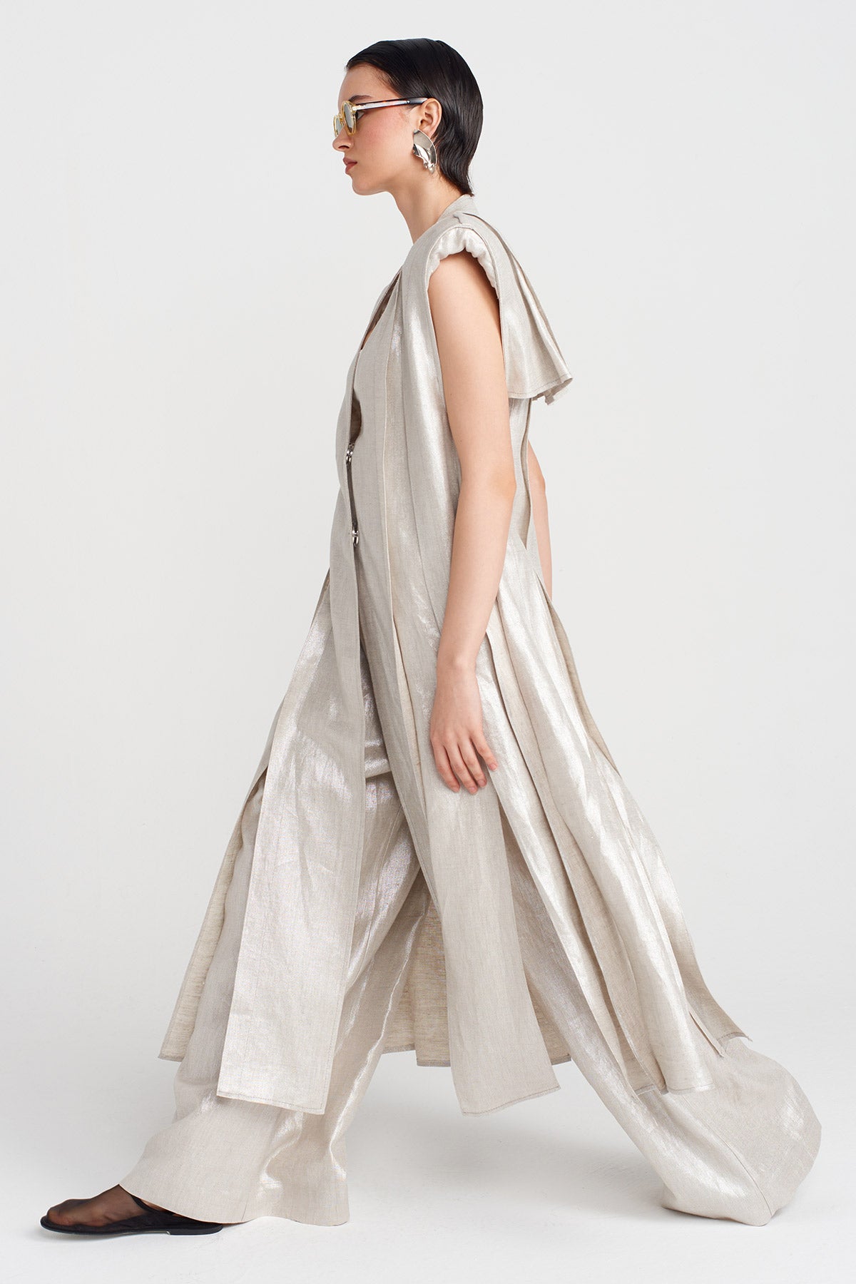 Silver Padded Long Coated Vest-Y255015100