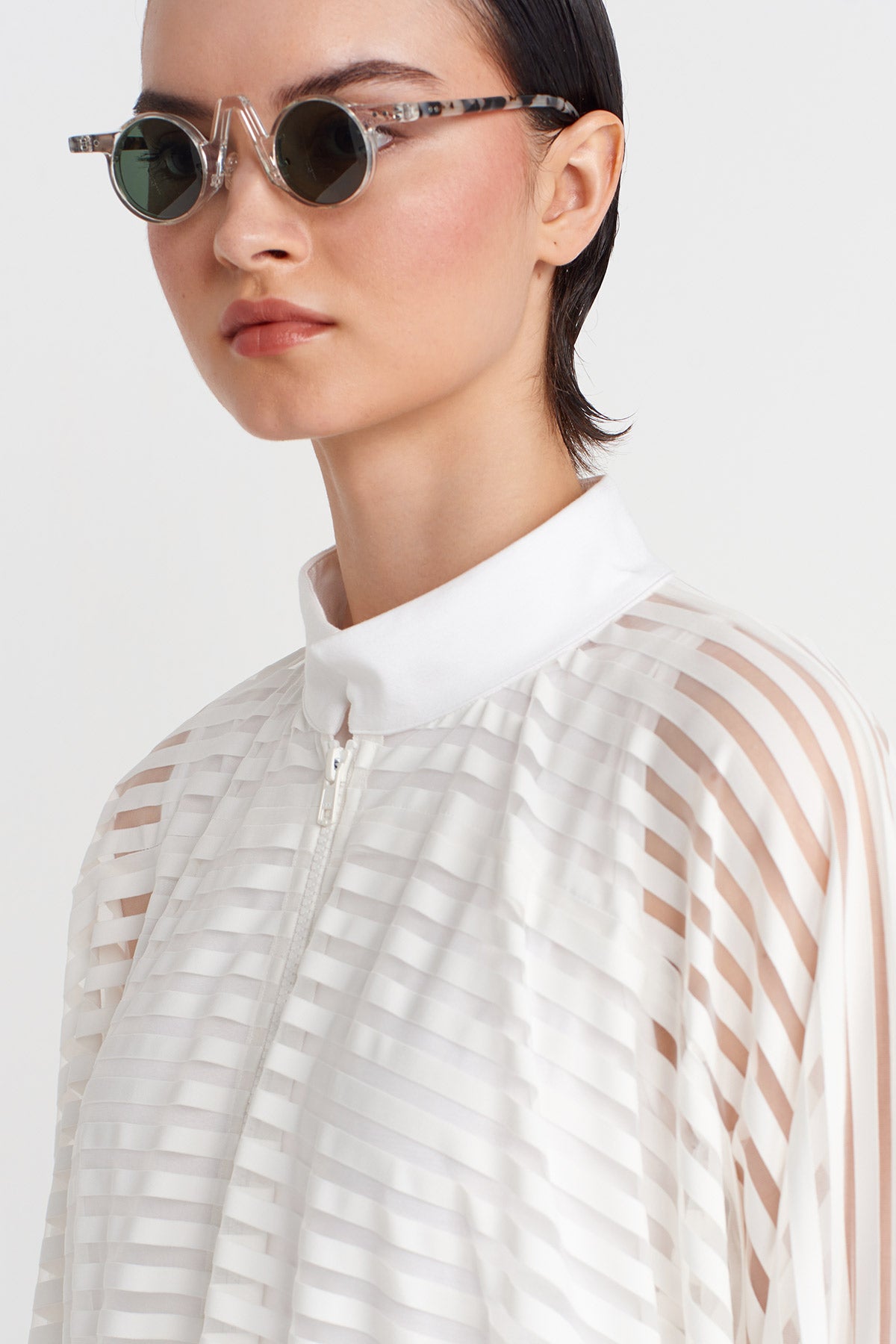Off White Striped Jacket-Y255015105