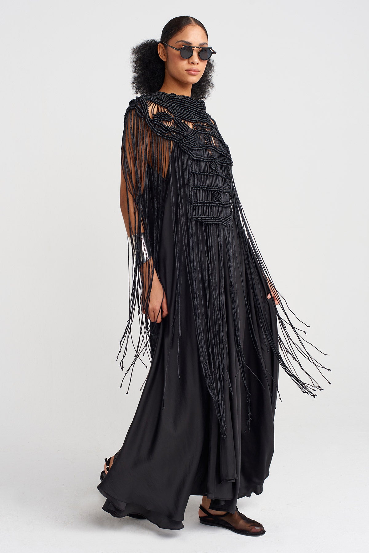 Black African Handmade Macramé Accessory-Y256016002
