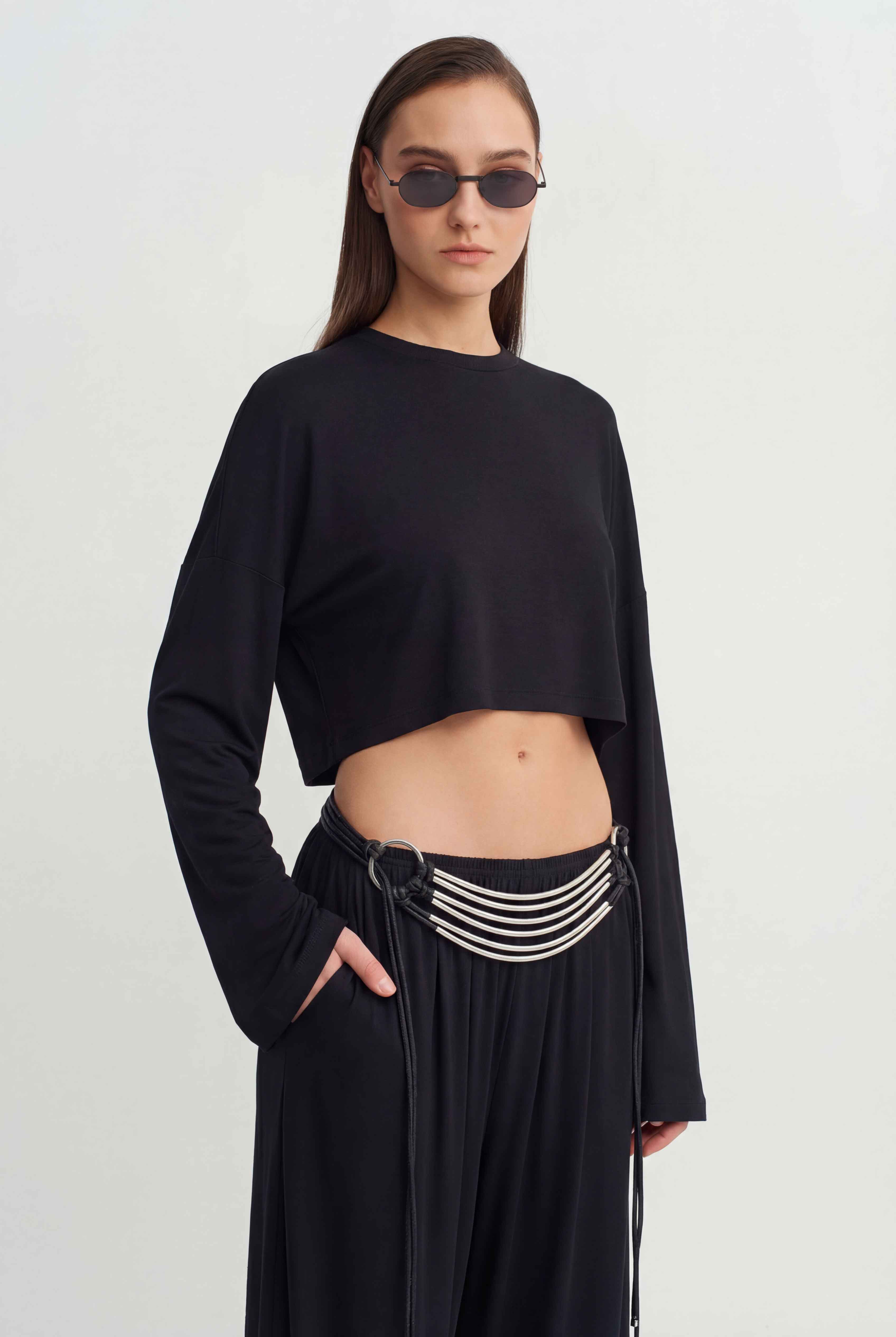 Black Long Sleeve Crop T-Shirt-Y261011071