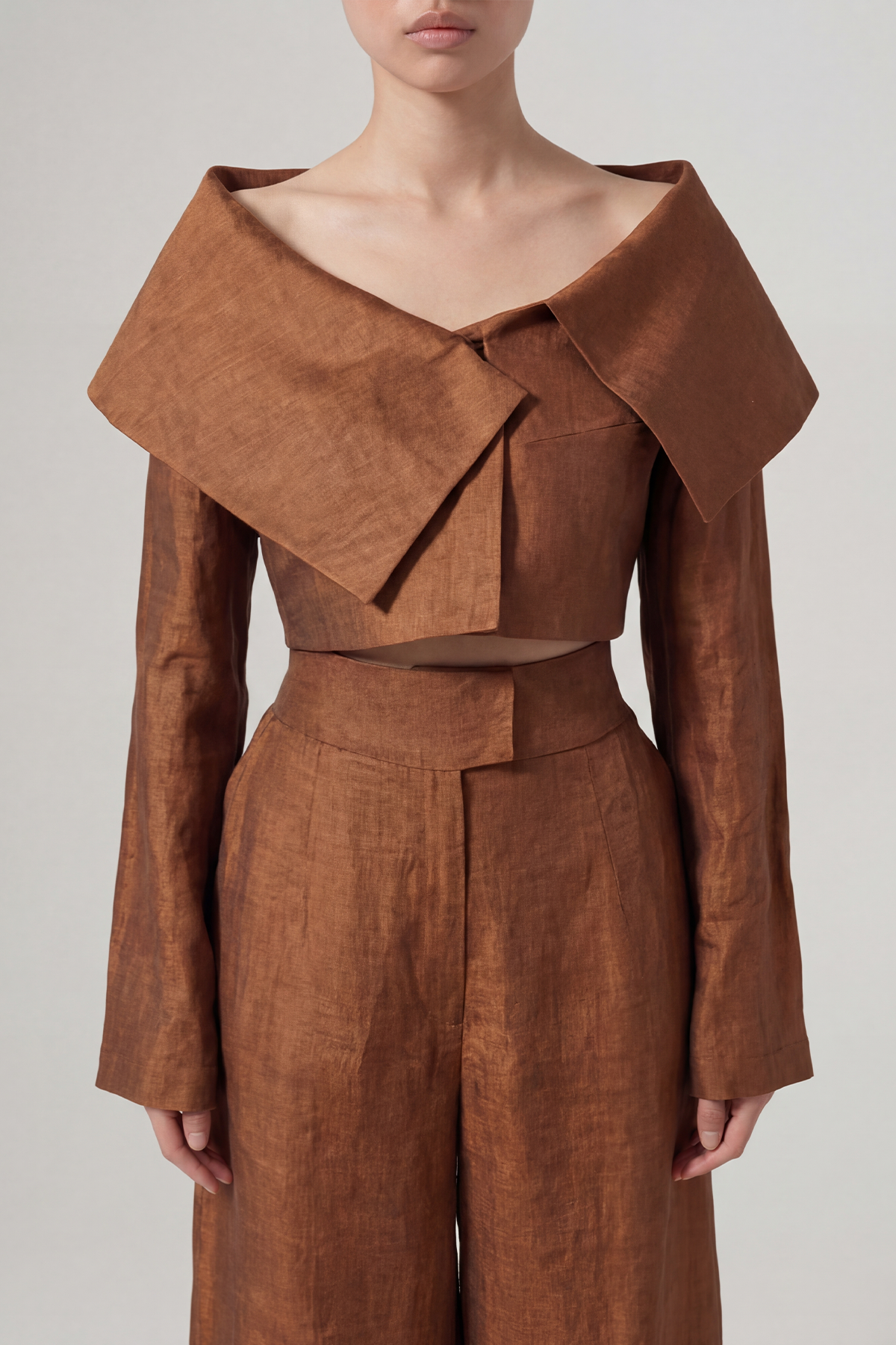 Bronze Cropped Jacket with Wide Collar-Y265015030