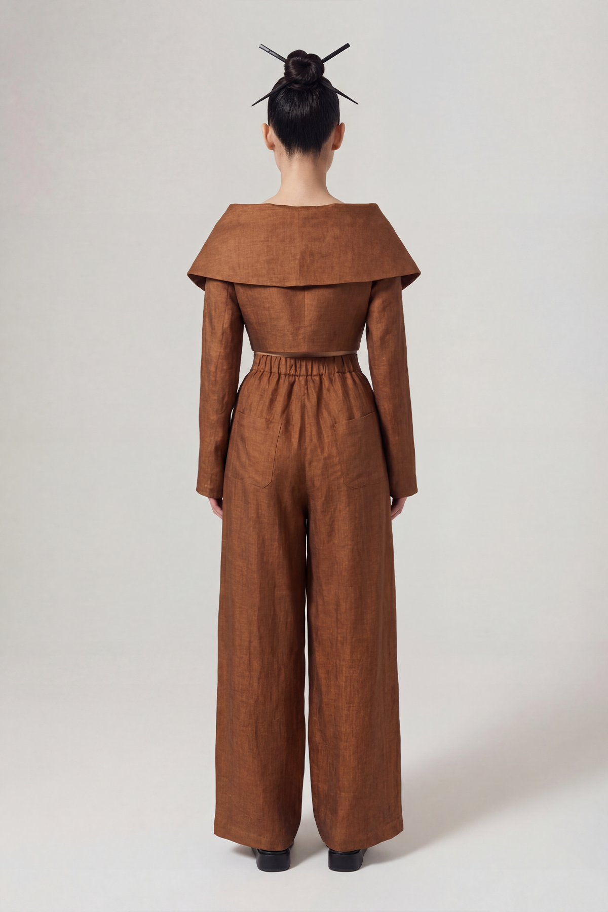Bronze Cropped Jacket with Wide Collar-Y265015030