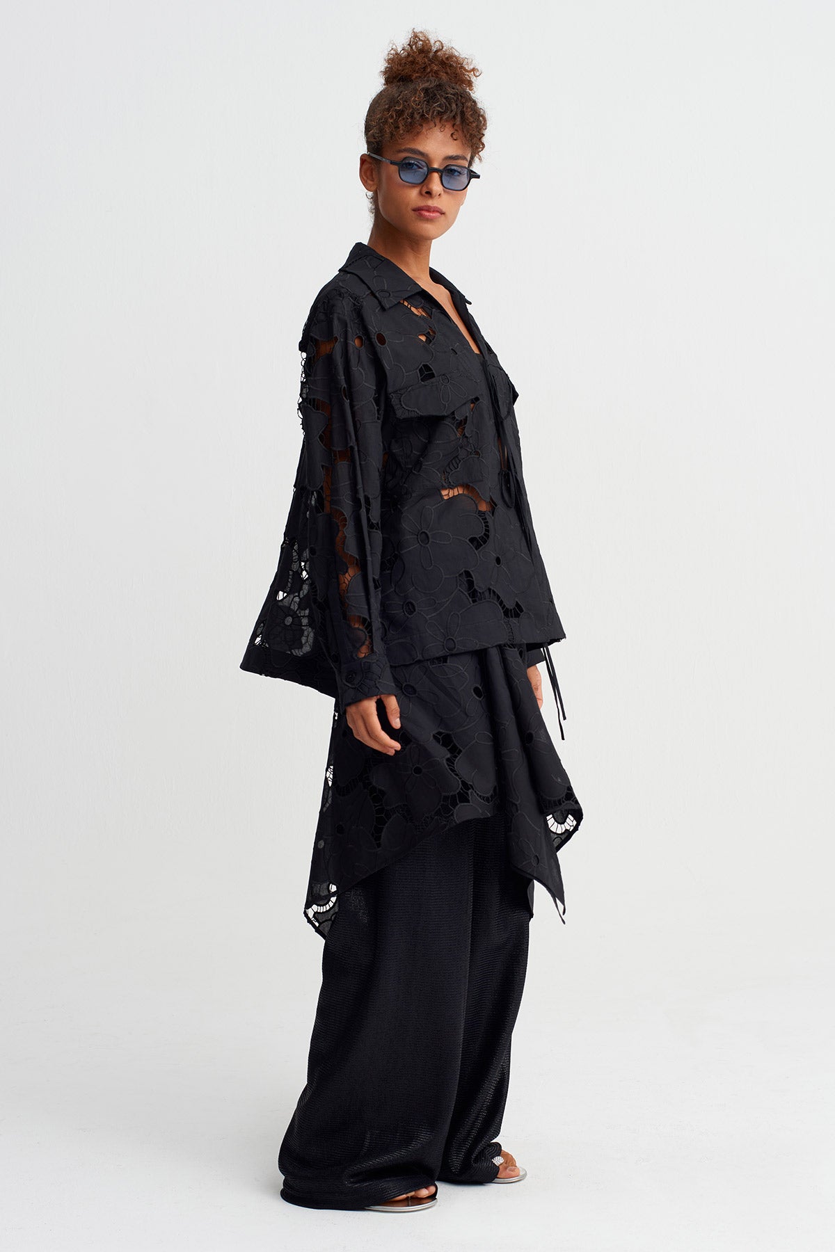 Black Floral Lace Shirt-Y261011061