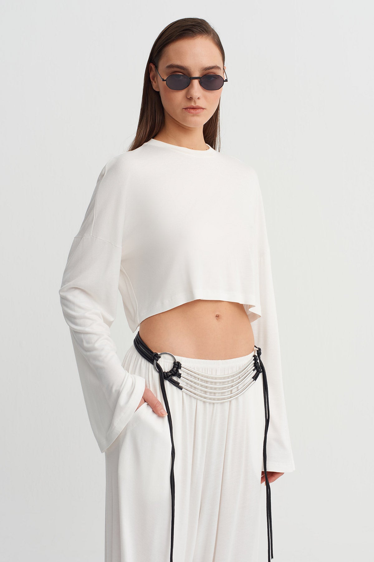 Off White Long Sleeve Crop T-Shirt-Y261011071
