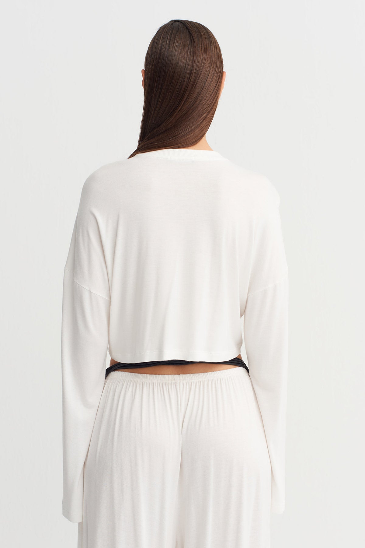 Off White Long Sleeve Crop T-Shirt-Y261011071