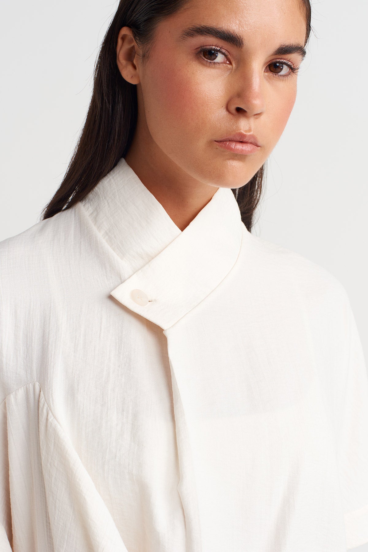 Mılk Asymmetric Draped Collar Blouse-Y261011018