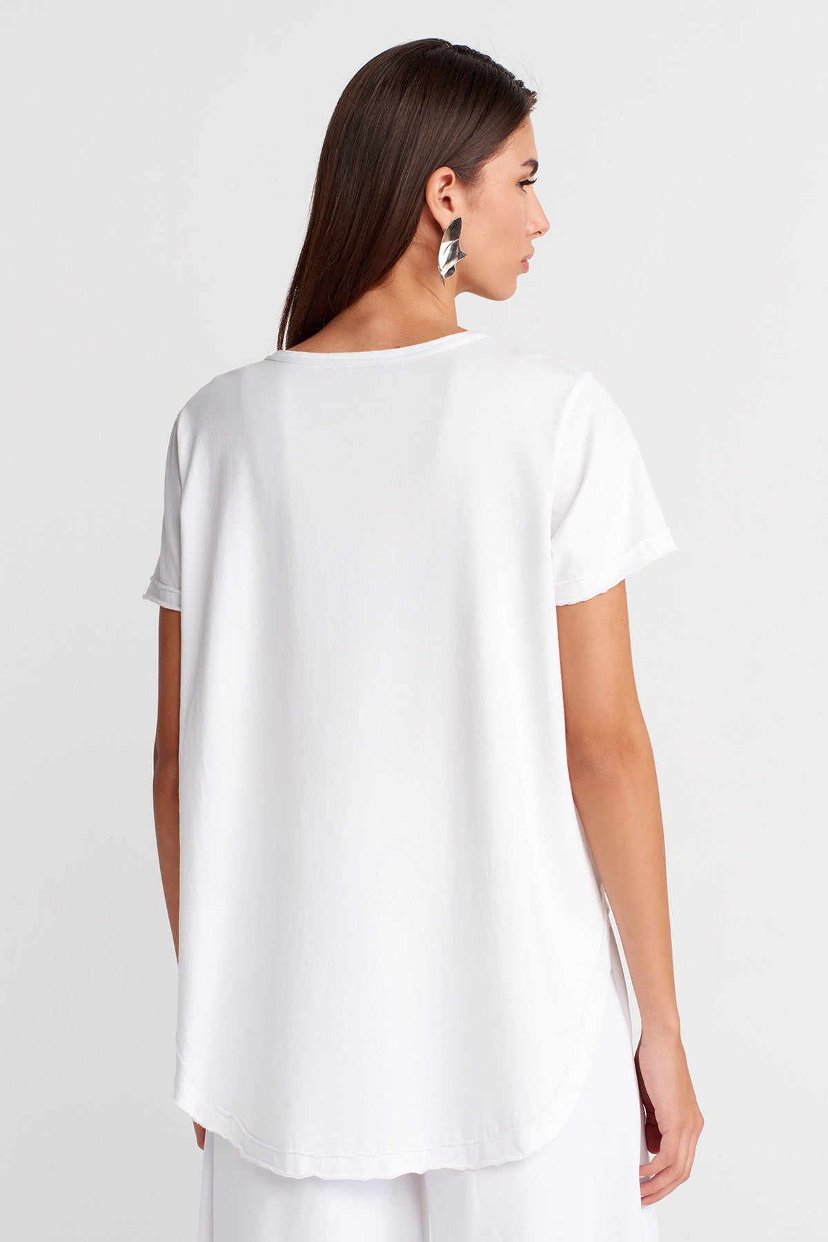 Off White Asymmetric T-Shirt with Zipper Details-Y261011034