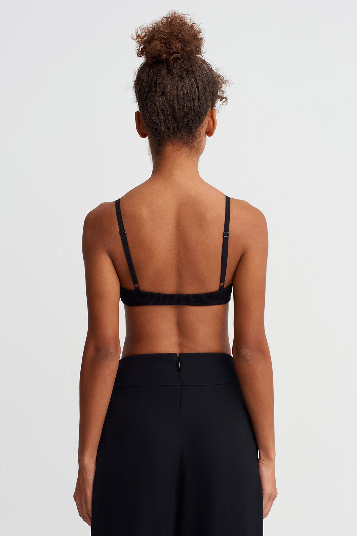 Black Ribbed Strap Top-Y261011039