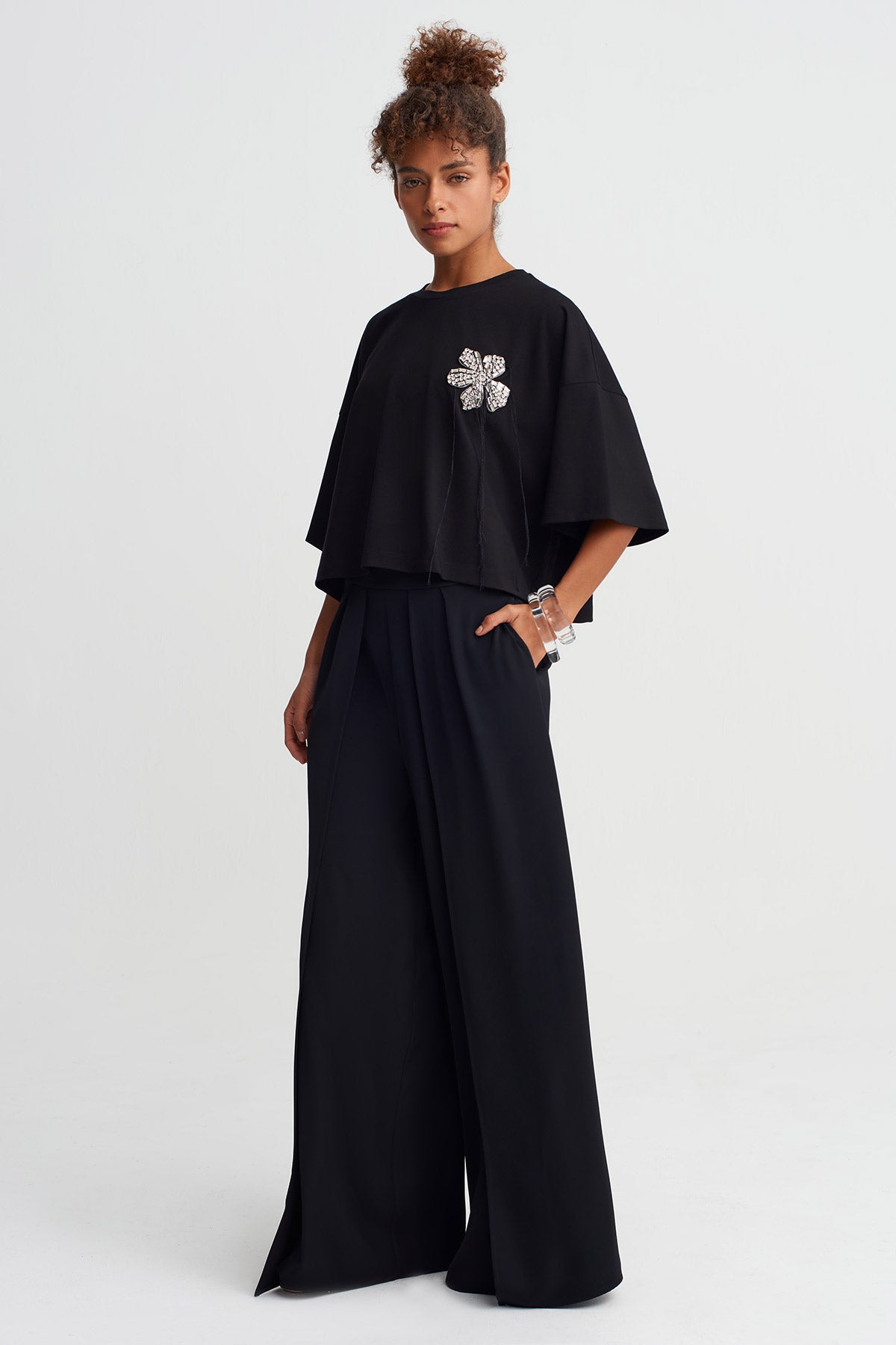 Black Embellished Oversized T-Shirt-Y261011041