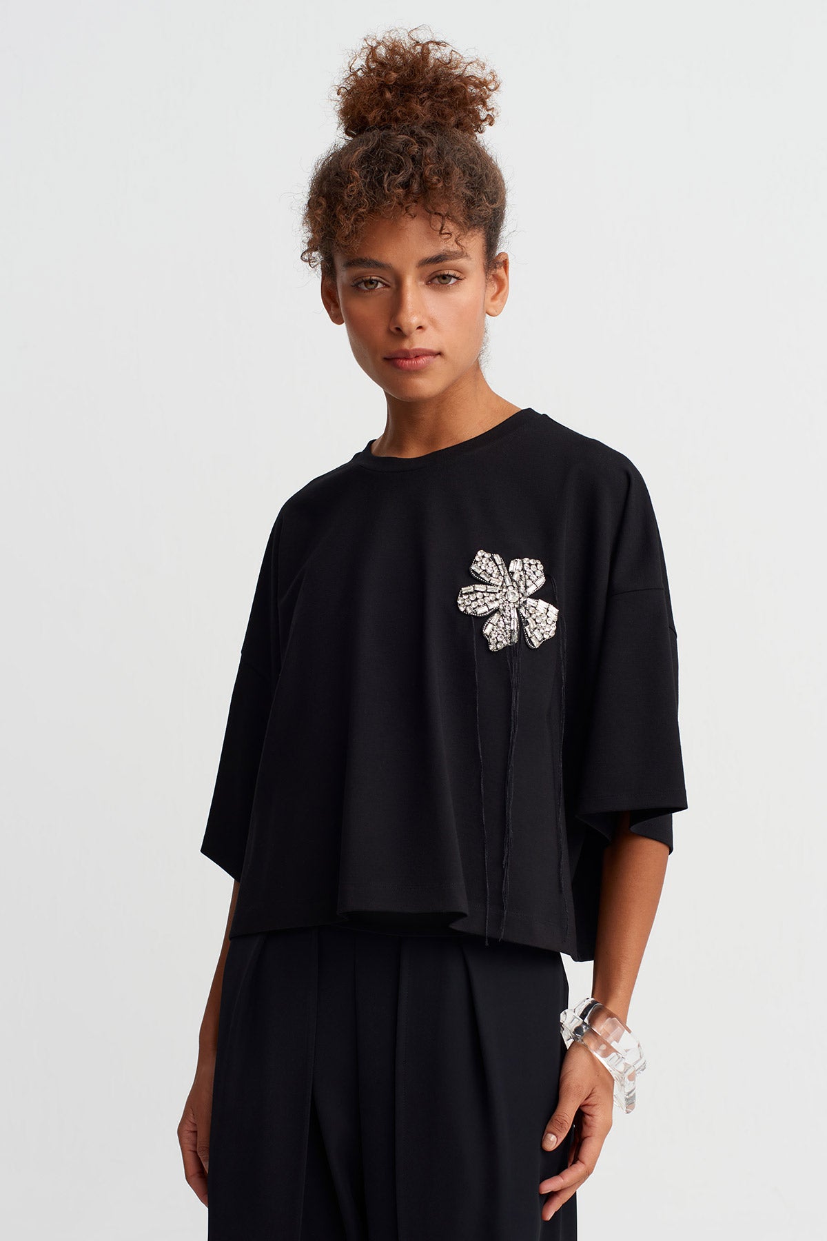 Black Embellished Oversized T-Shirt-Y261011041