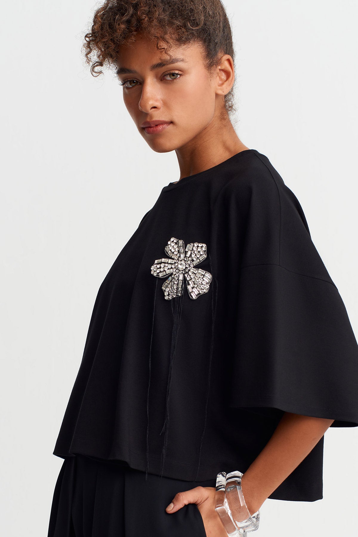 Black Embellished Oversized T-Shirt-Y261011041