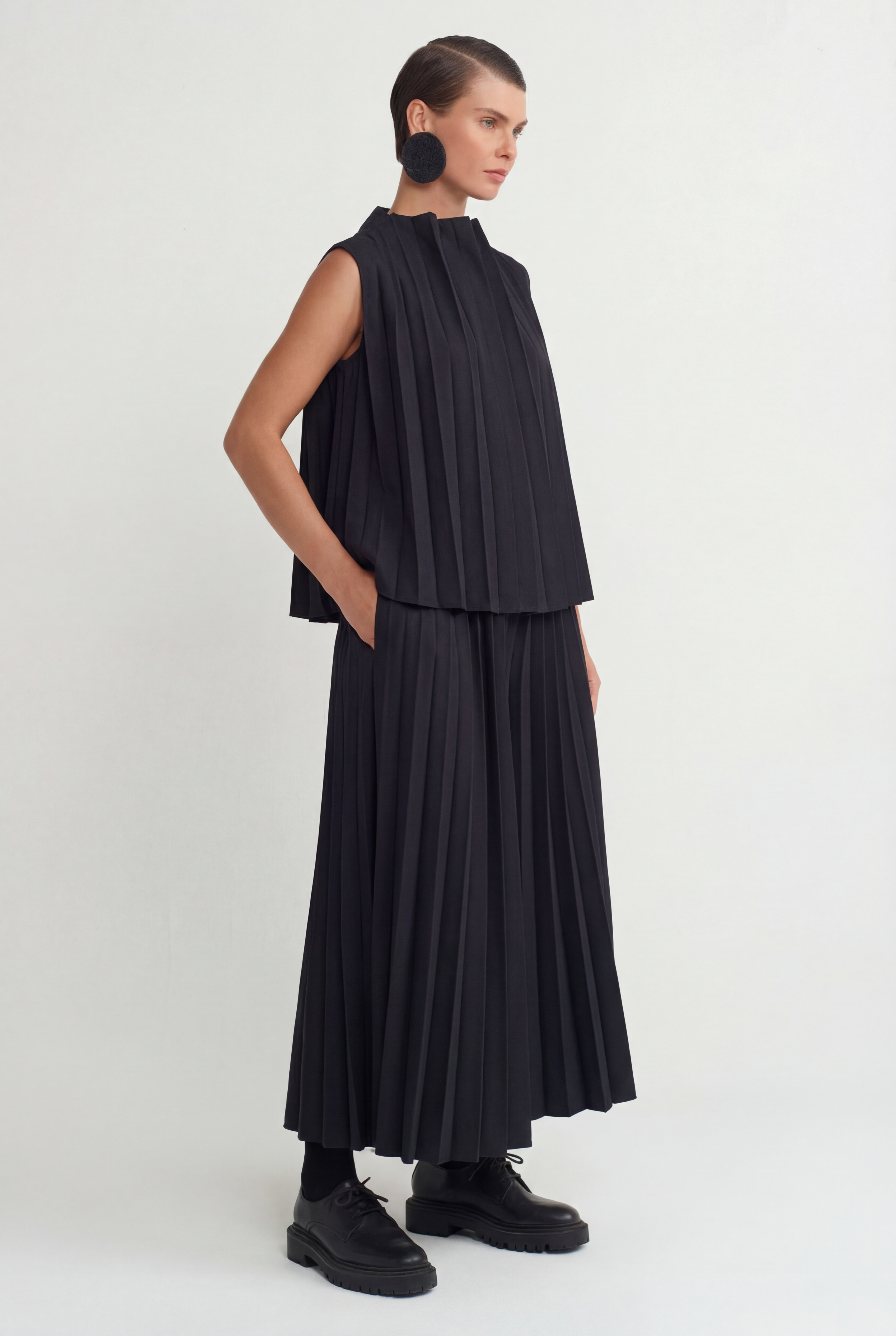 Black  Pleated Blouse-Y261011048