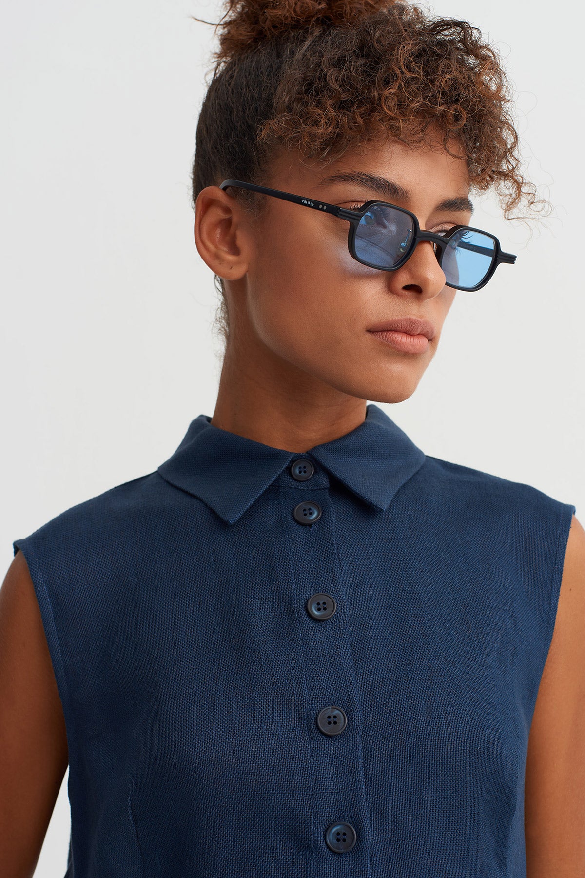 Indigo Sleeveless Asymmetric Linen Shirt-Y261011094