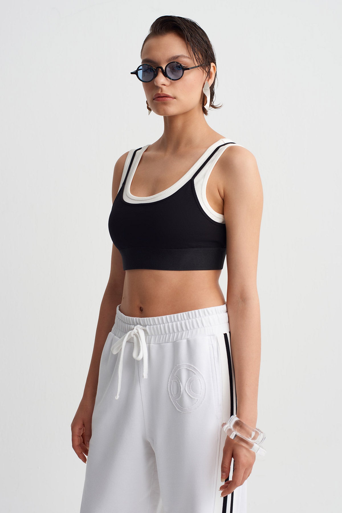 Black/White Layered Bustier-Y261011119