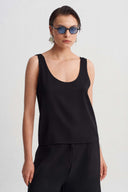 Black Basic Tank Top-Y261011154