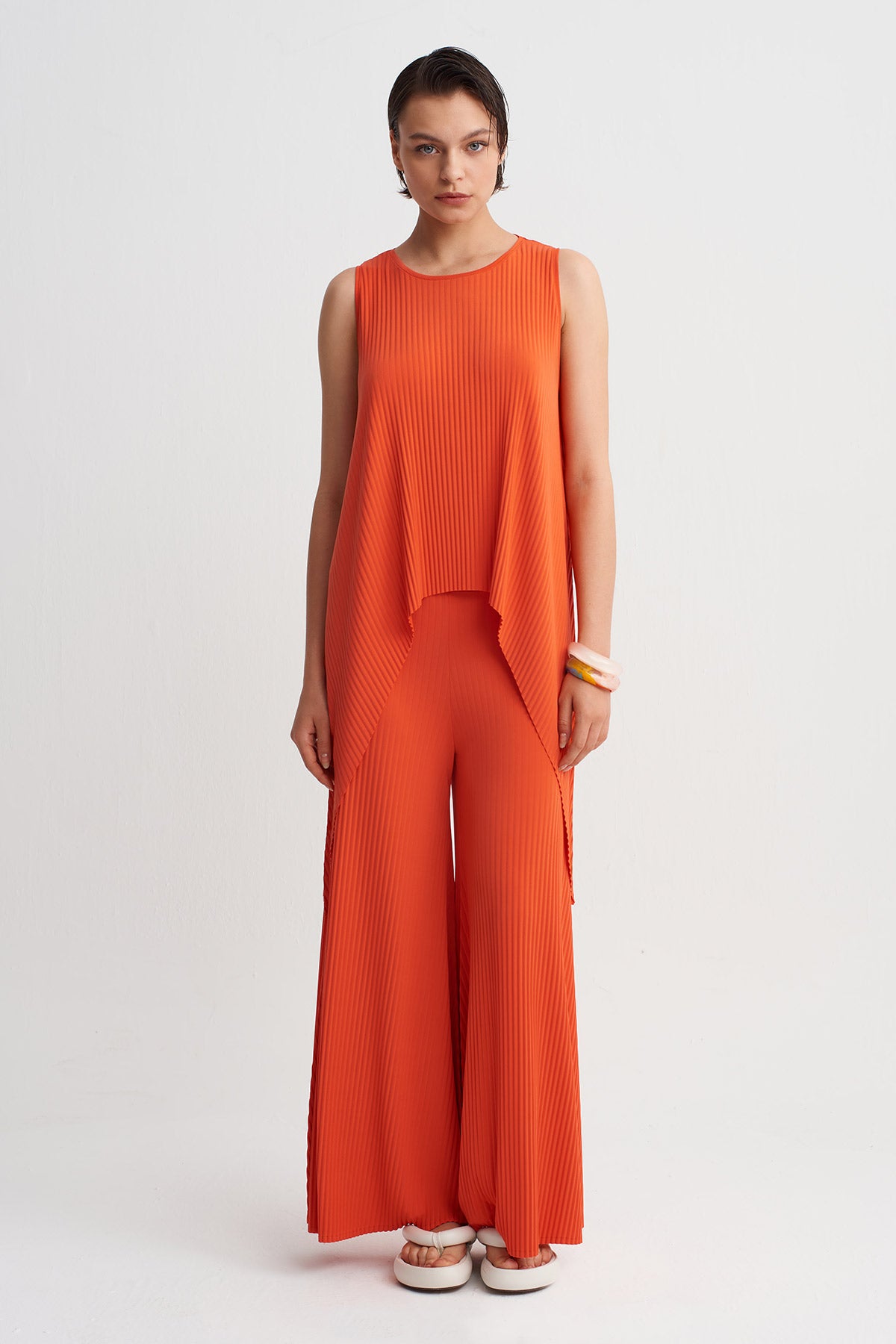 Pomegranade Asymmetric Cut Jersey Pleated Blouse-Y261011164