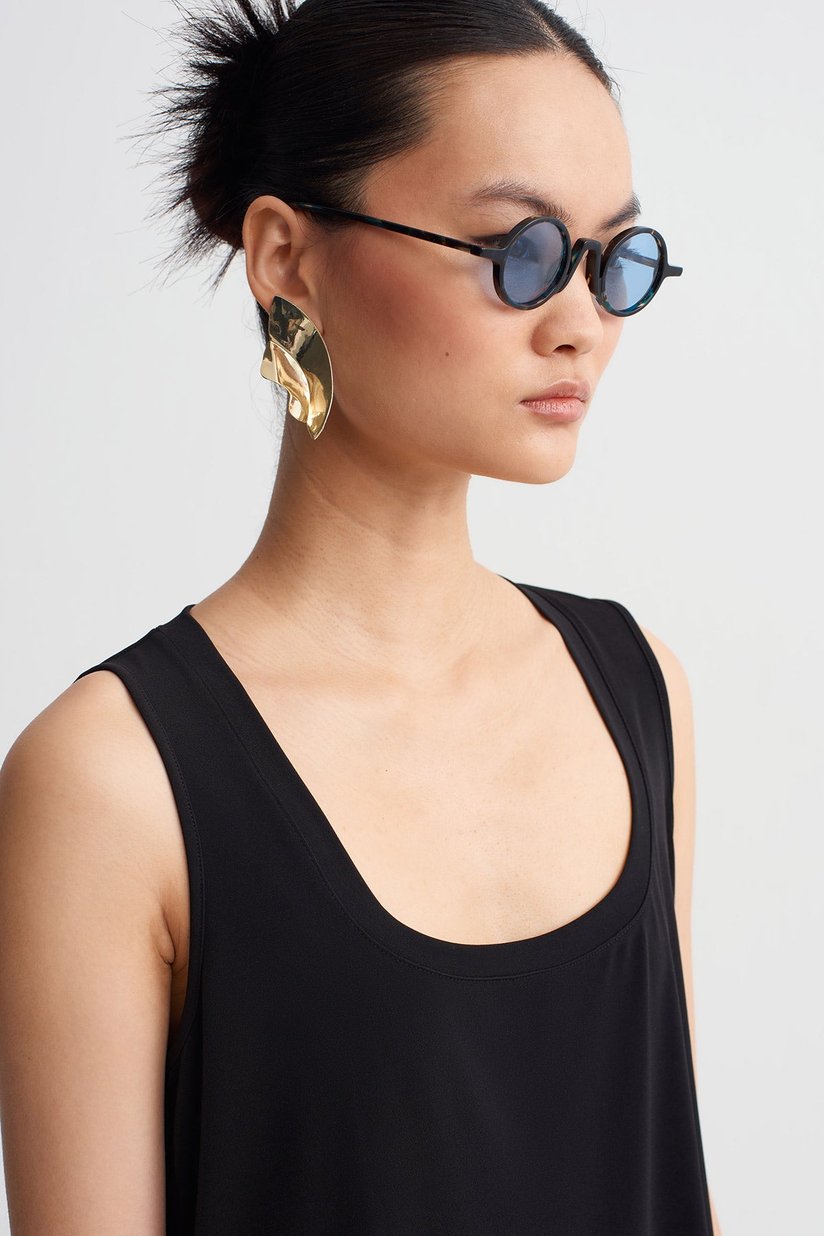 Black Sleeveless Jersey Top-Y261011175