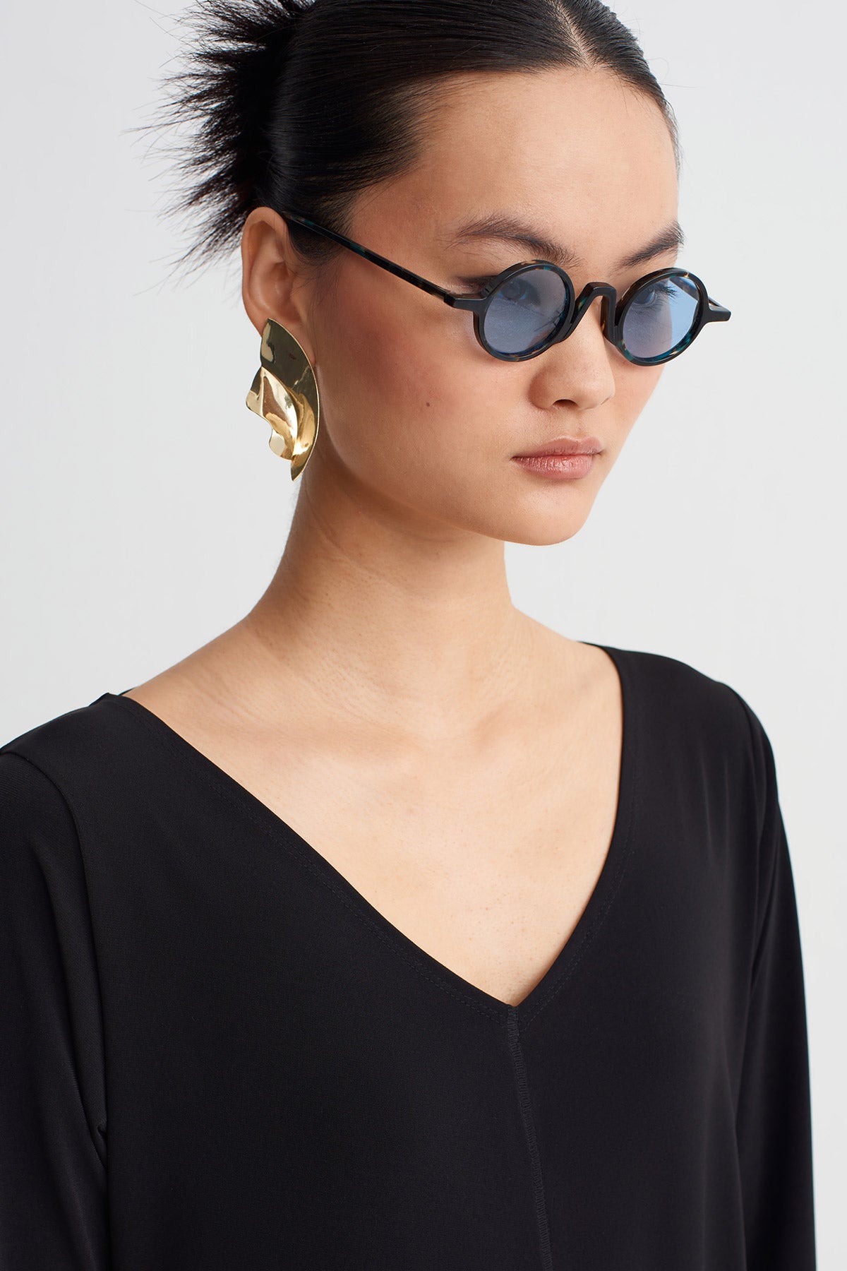 Black V-Neck Long Sleeve Jersey Blouse-Y261011178