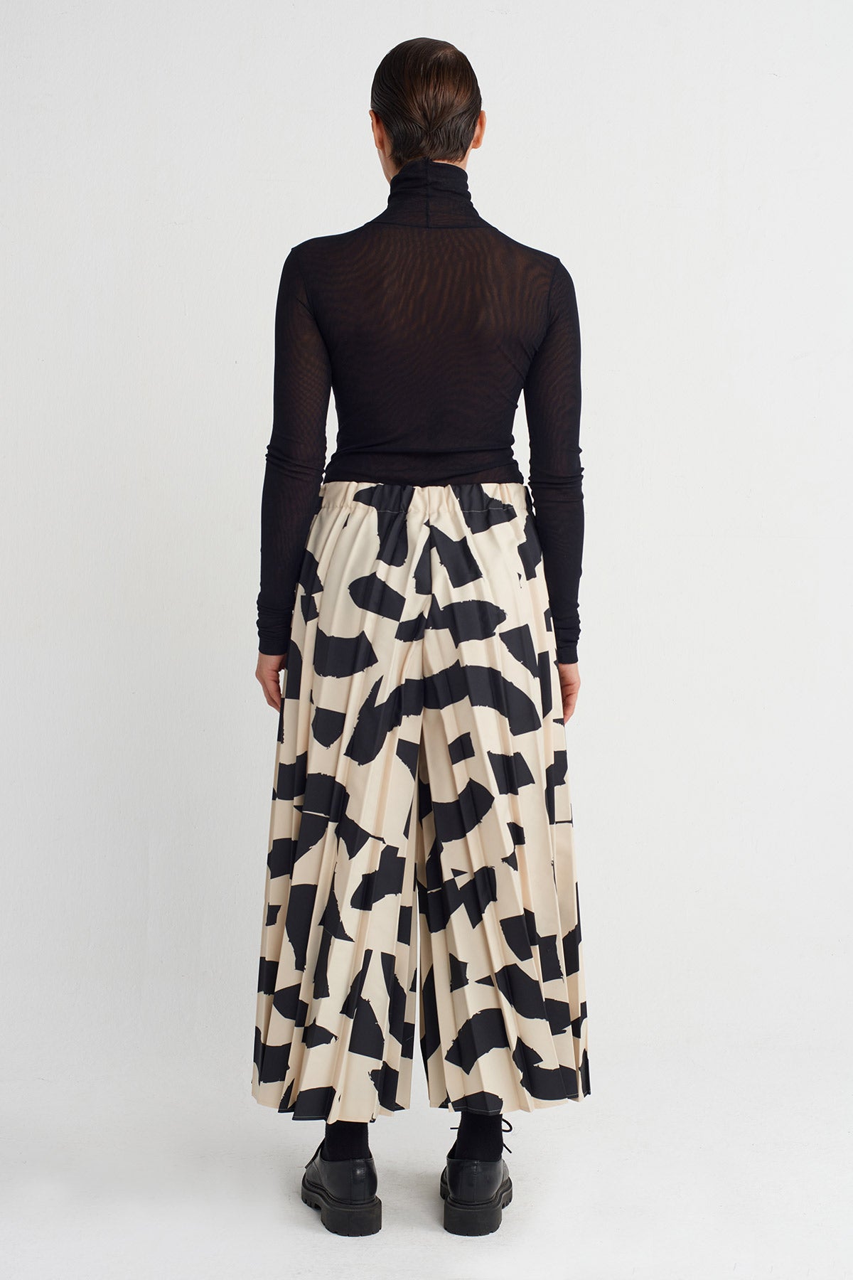 Printed Patterned Pleated Trousers-Y263013022