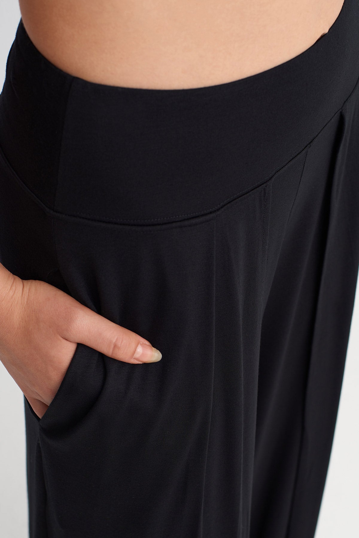 Black High-Waisted Trousers with Cape Detail-Y263013078
