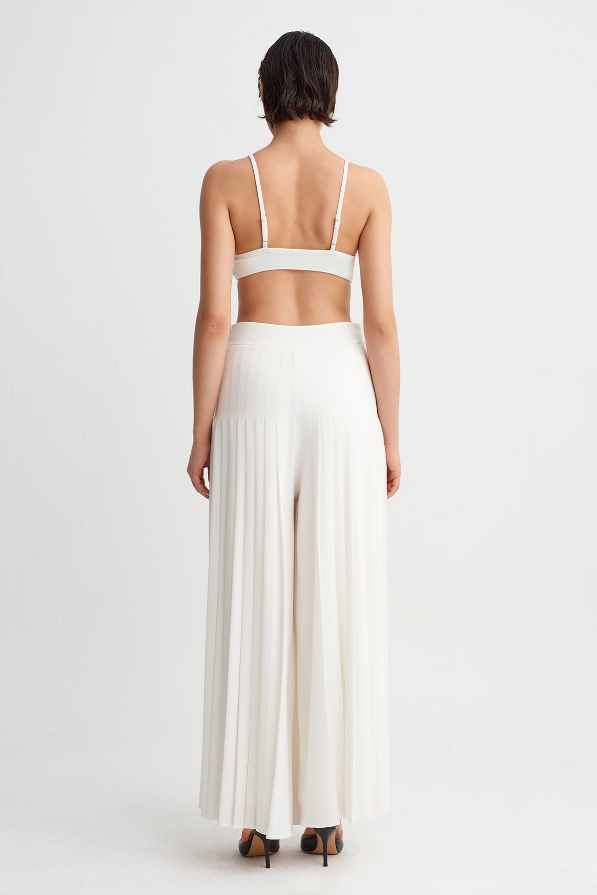 Off White Pleated Midi Trousers-Y263013094